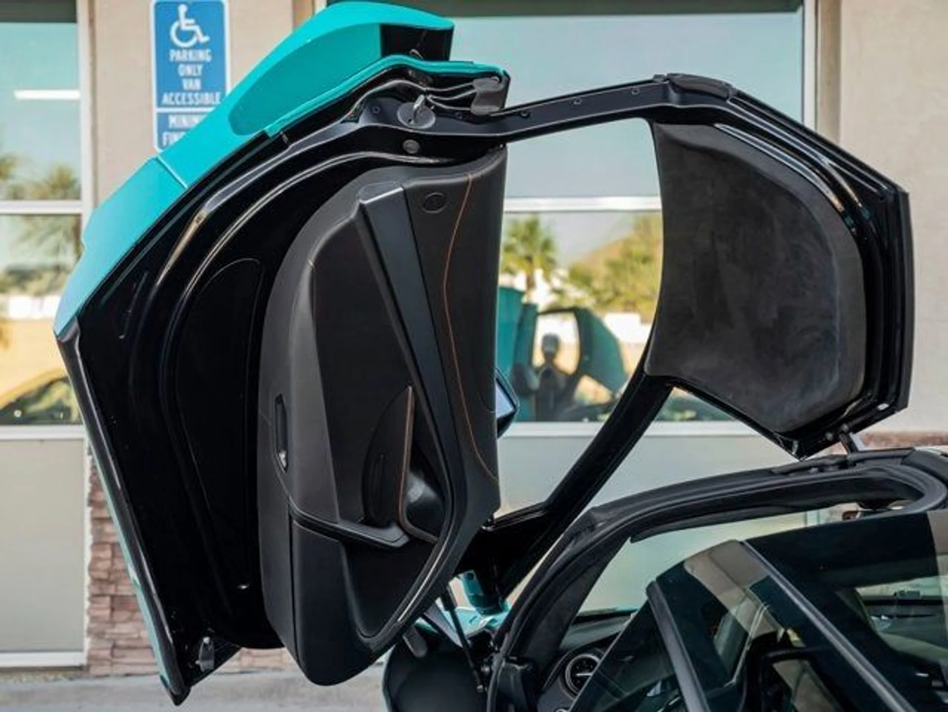 mph010_598194316_11_c6510141e1