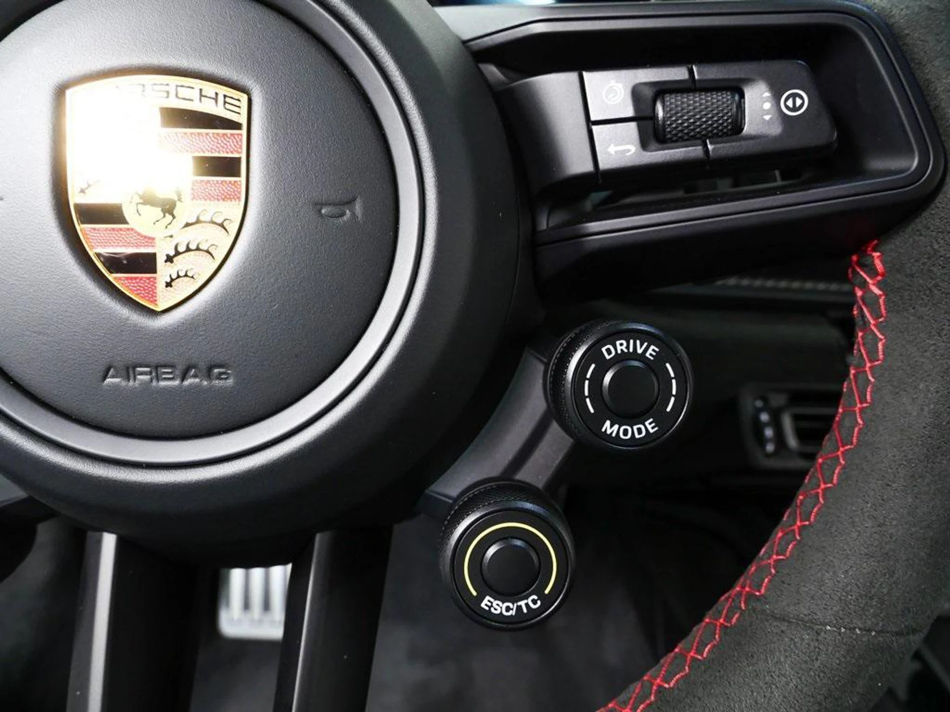 mph010_602825383_r8_DGU_0x2_Hk_NR_89enuf_Buj_Xt_B08_8f9845bfdb