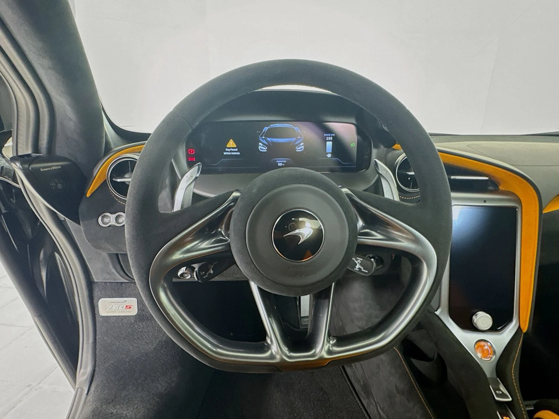 mph010_604787984_c7c1db6e9f570fa1b31541c2b8f7ad62x_05ae9545a0