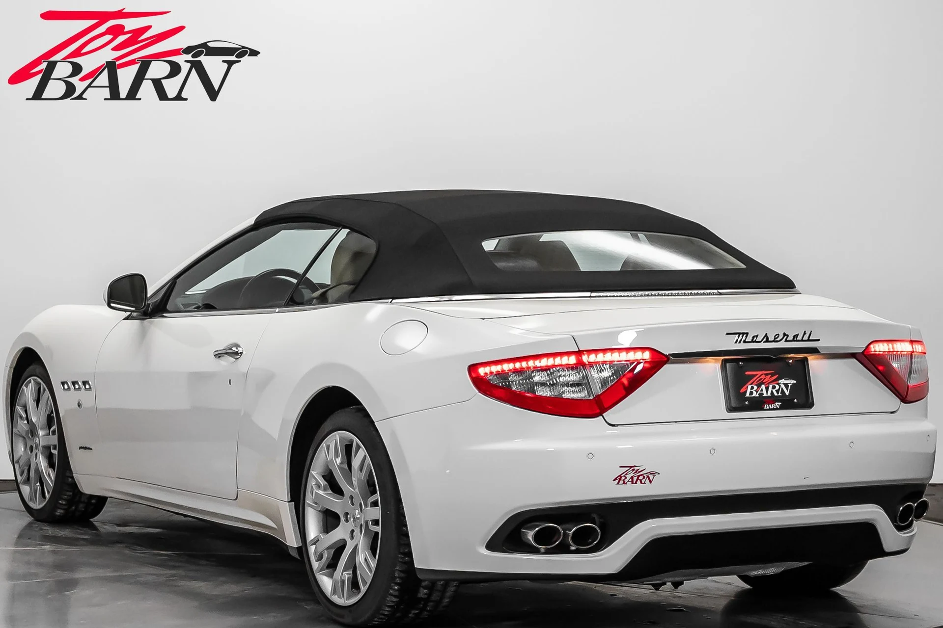 mph010_606723572_fb2696996c7b355b7b4ad2534e0de42dx_5ff0fd177b