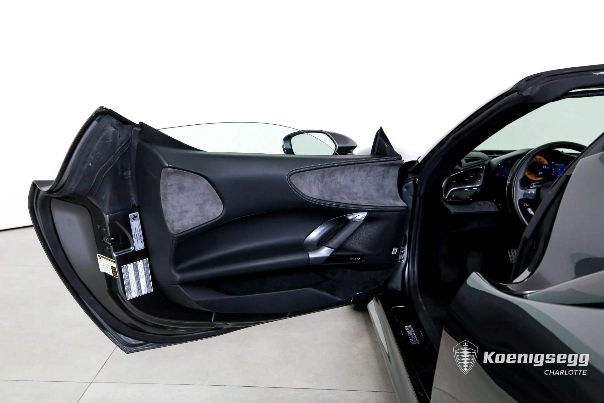 mph010_609429432_Used_2022_Ferrari_SF_90_Spider_1775660479_47760963b0