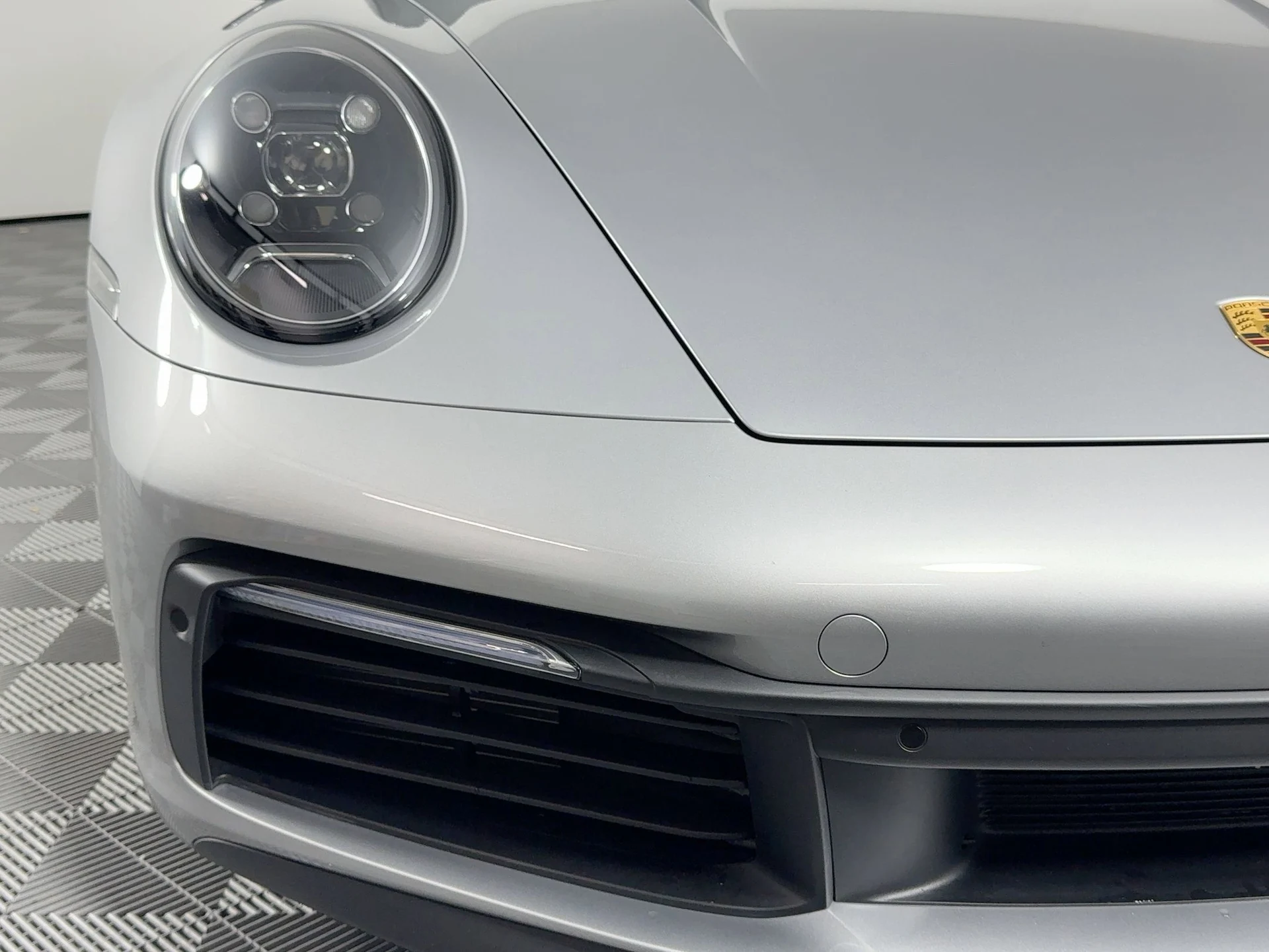 mph010_620296040_f66381fa7aed1ed4ea6d3af36d55900ax_98342713c7