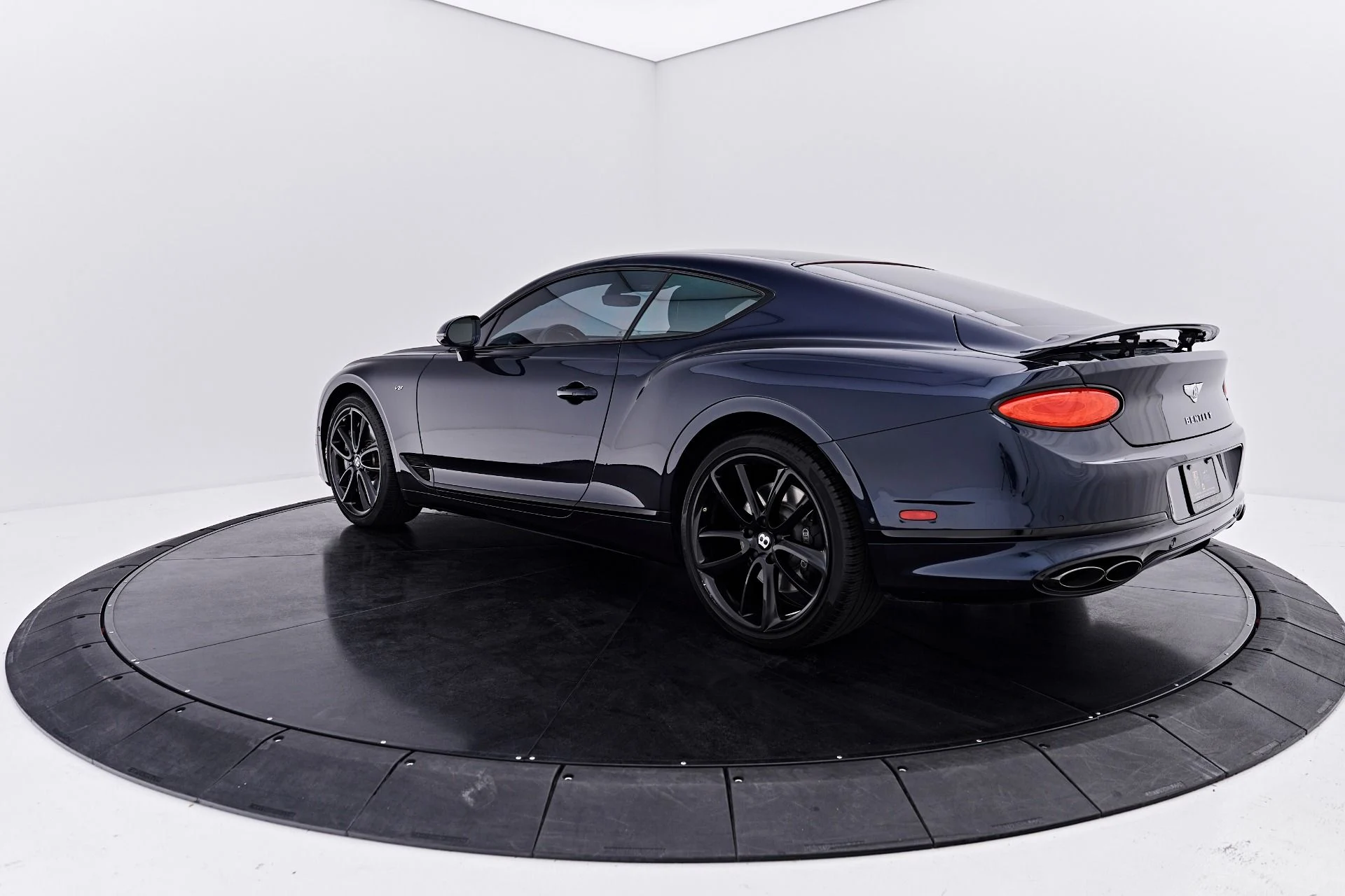 mph010_626893950_Used_2022_Bentley_Continental_GT_V8_1790367682_b37668430b