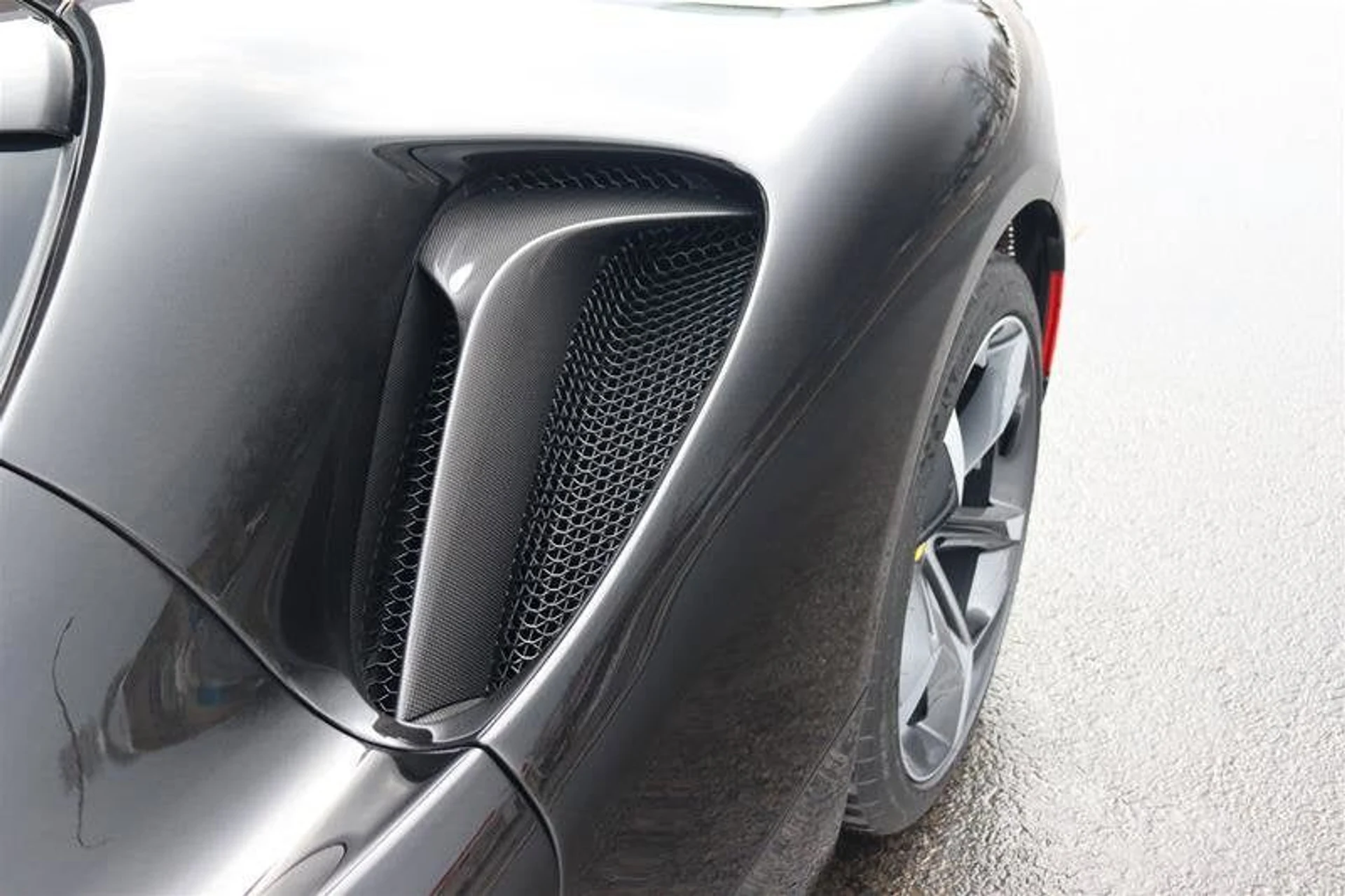 mph010_62840210_8abf54b345fc4597af2c6f402abb86a4_bb04982309