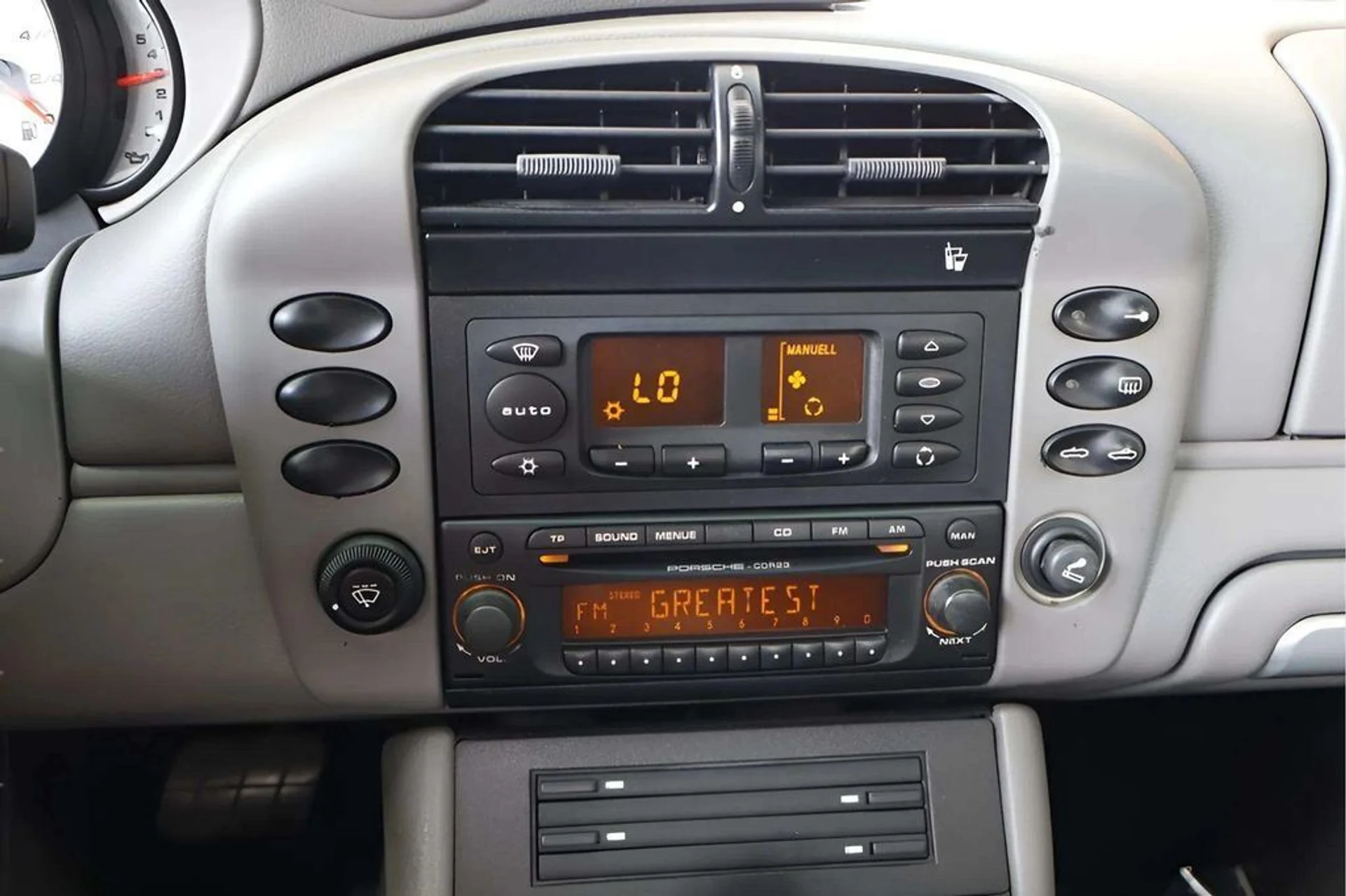 mph010_629254158_ky09h9lz9keskjoougoke1a1q2me_0056ca2050