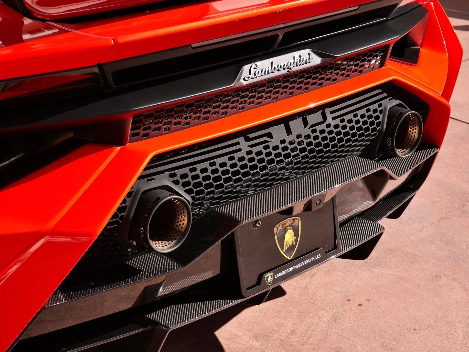 mph010_631673816_7d281ffd9205f5b016dc8087e02f997fx_7365ee6fcf