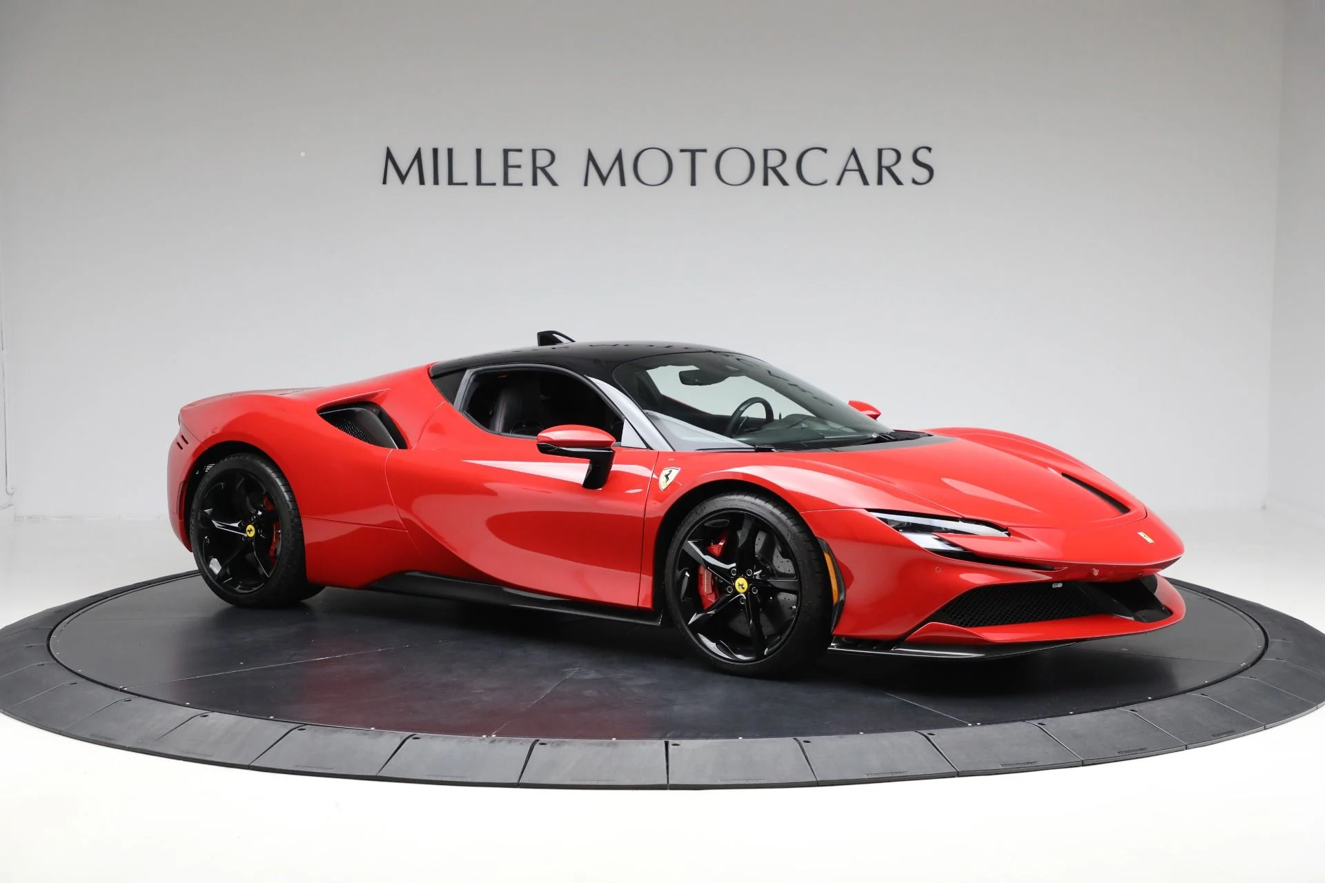 mph010_636273136_Used_2021_Ferrari_SF_90_Stradale_d8a4183456