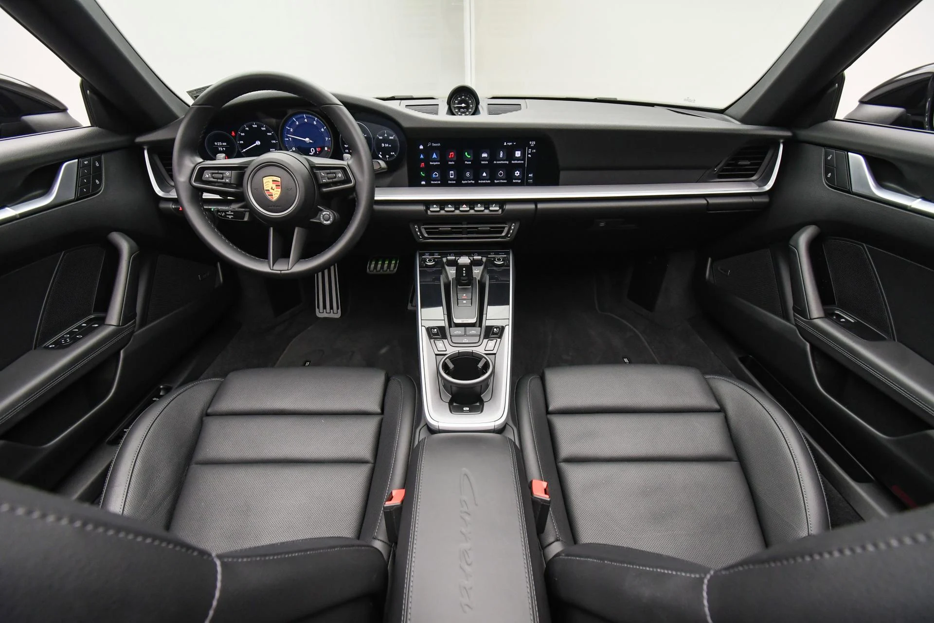 mph010_646884734_Used_2022_Porsche_911_Carrera_1753776321_90fa691a2b