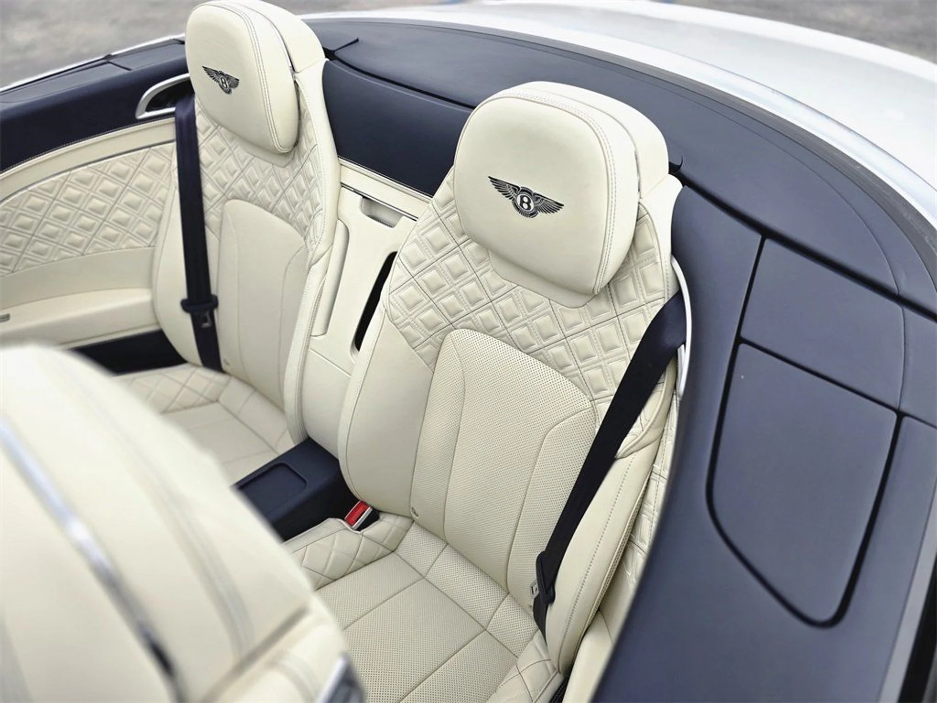 mph010_649446855_3648deae09446d64a4ef688a41d47fd9_21cbd1bed0