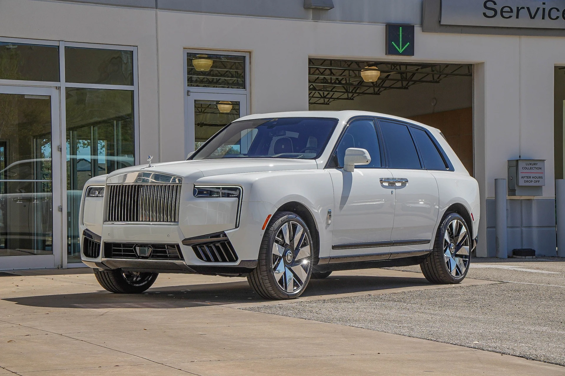mph010_651234744_Hi_Tech_Luxury_Imports_LLC_SLA_13_HA_06_TU_234902_image_10_7be0f77e98