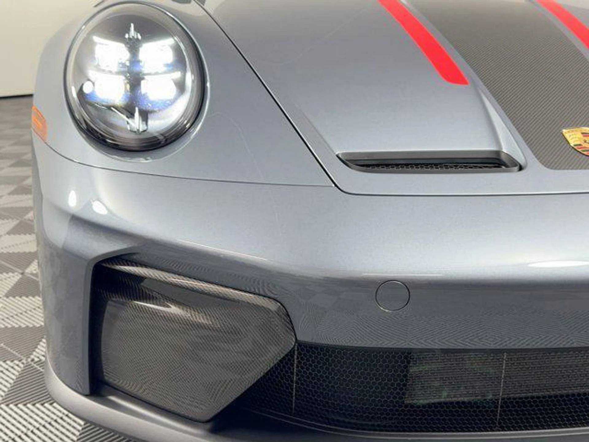 mph010_656072272_u_EDA_Nls_Bf_Tgee_Xte_Aqeh2hol_ts_aaf579a1f1