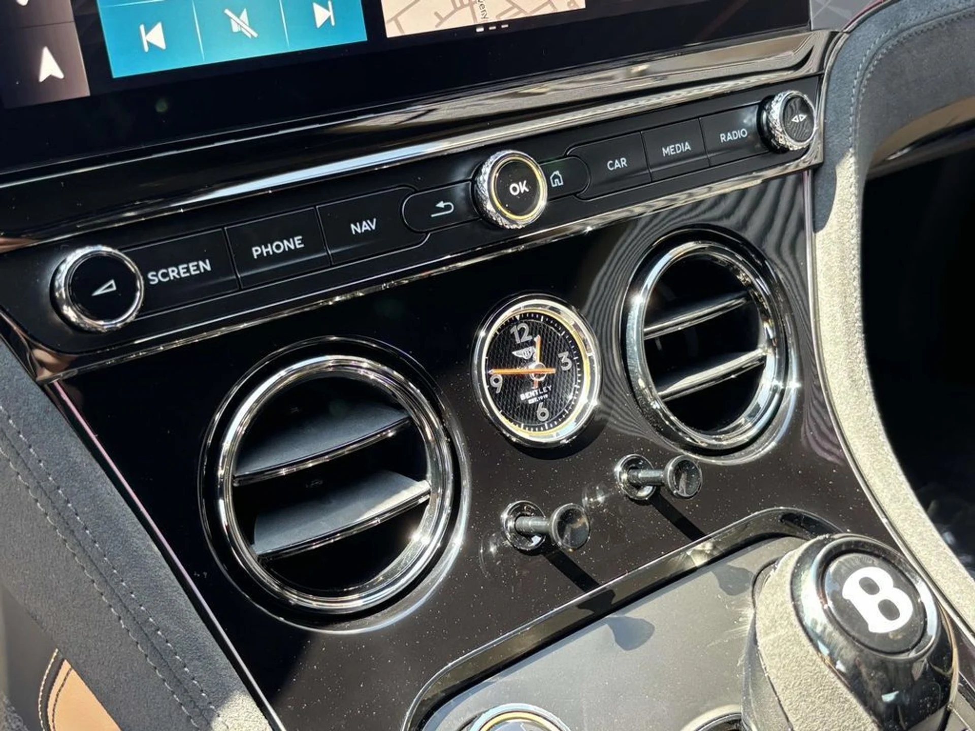 mph010_664694696_2da96d9bffb3d13050bca9766937ff11x_18e7e4c16d