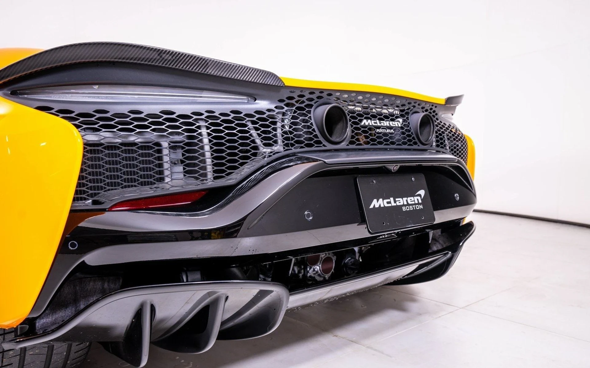 mph010_666364270_a7ecb6238b8654188dc883c1e3142821x_2f993f1907