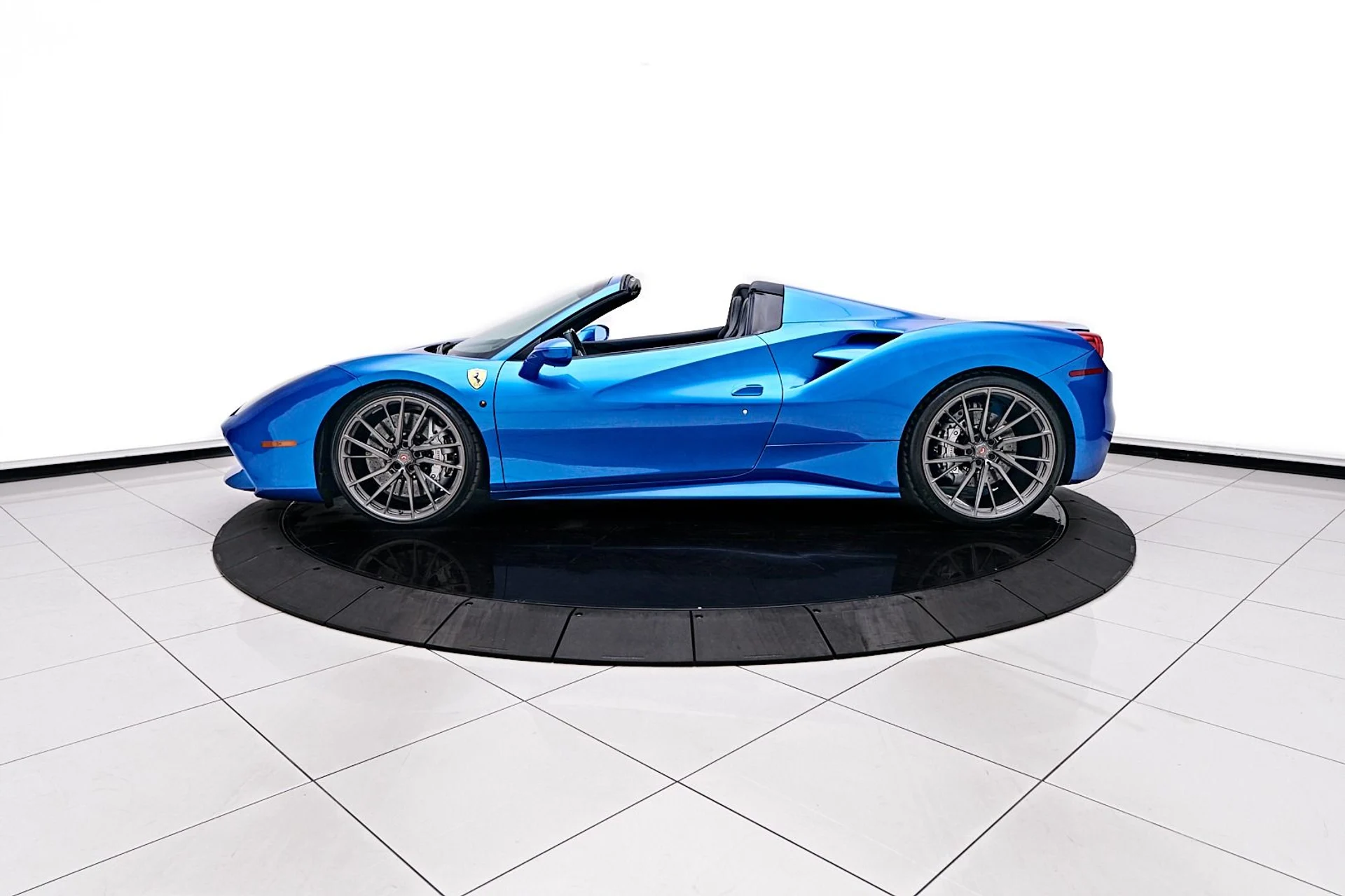 mph010_667349047_Used_2016_Ferrari_488_Spider_Base_1736016908_5968ba449e