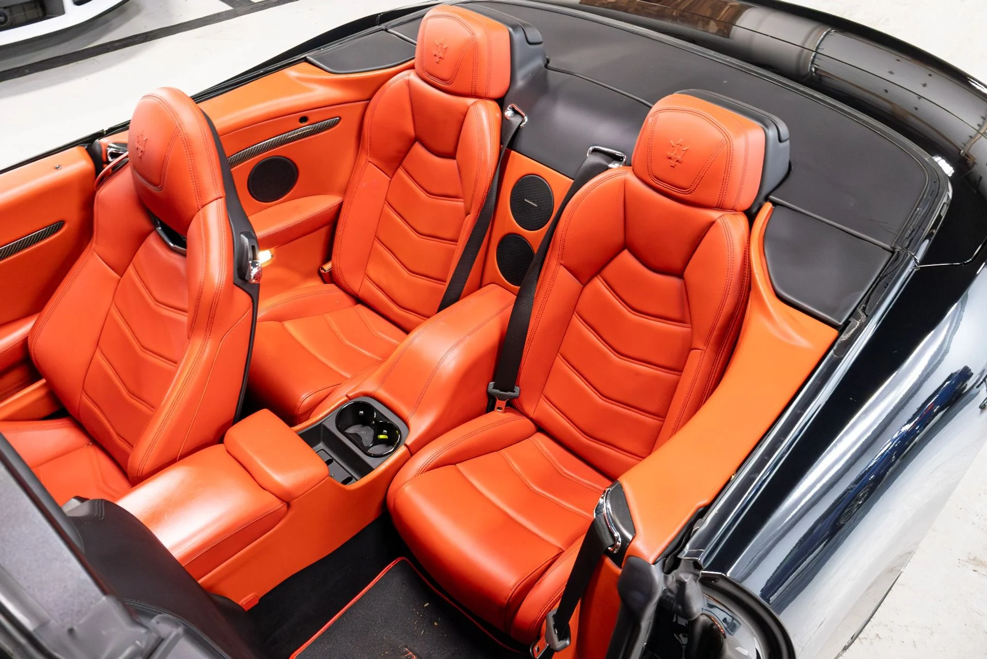 mph010_670471567_Used_2018_Maserati_Gran_Turismo_1775254952_ea0bfaab94