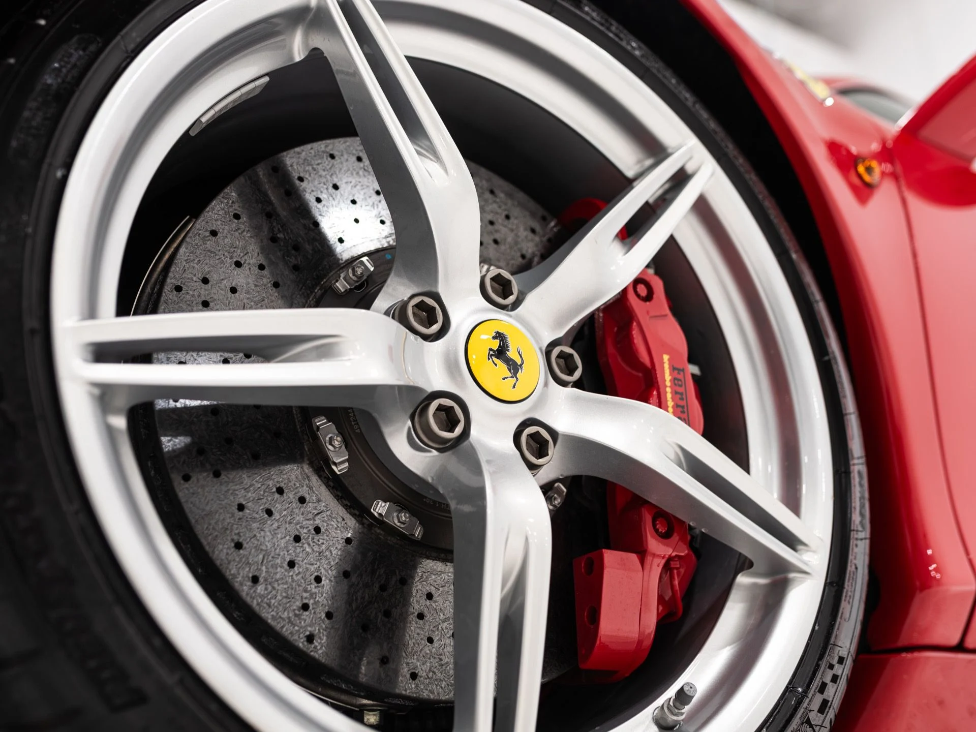 mph010_674951904_13285_p11_l_6f6514f851