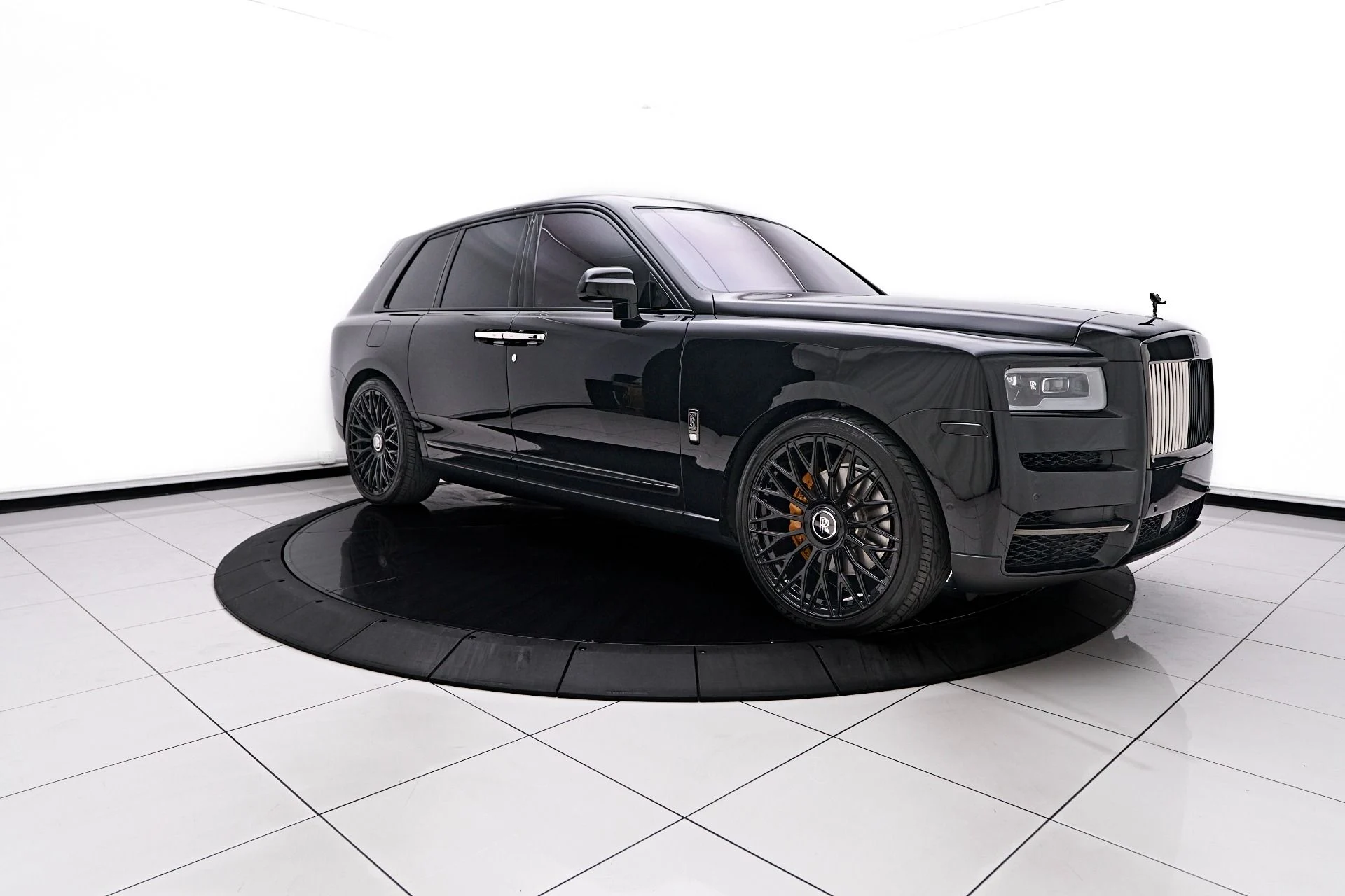 mph010_675665754_Used_2021_Rolls_Royce_Cullinan_Base_1754605348_0c947d854a