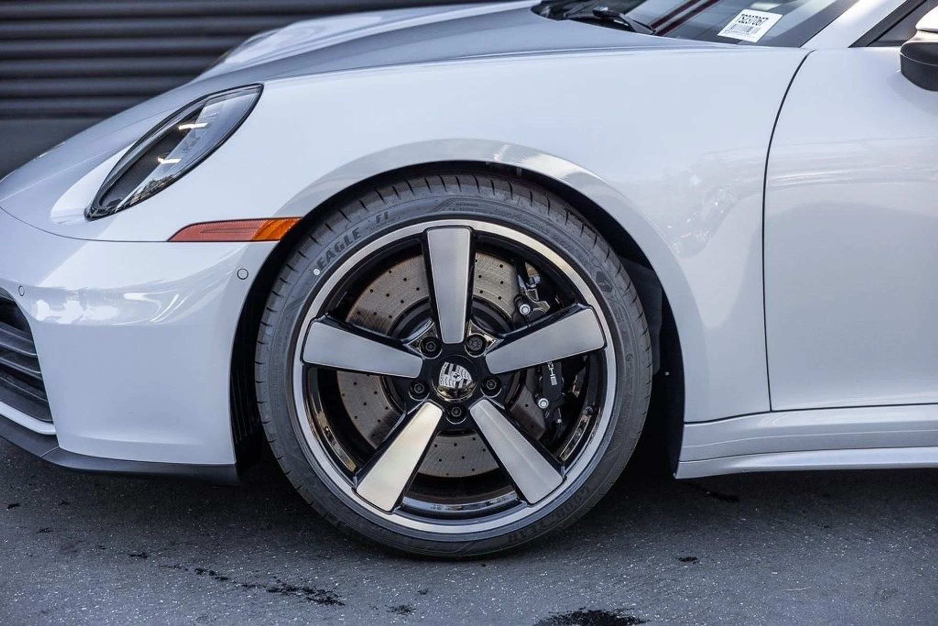 mph010_676079823_f9ff2b92185921dfe6a9f3574beda2c3x_c18de8801b