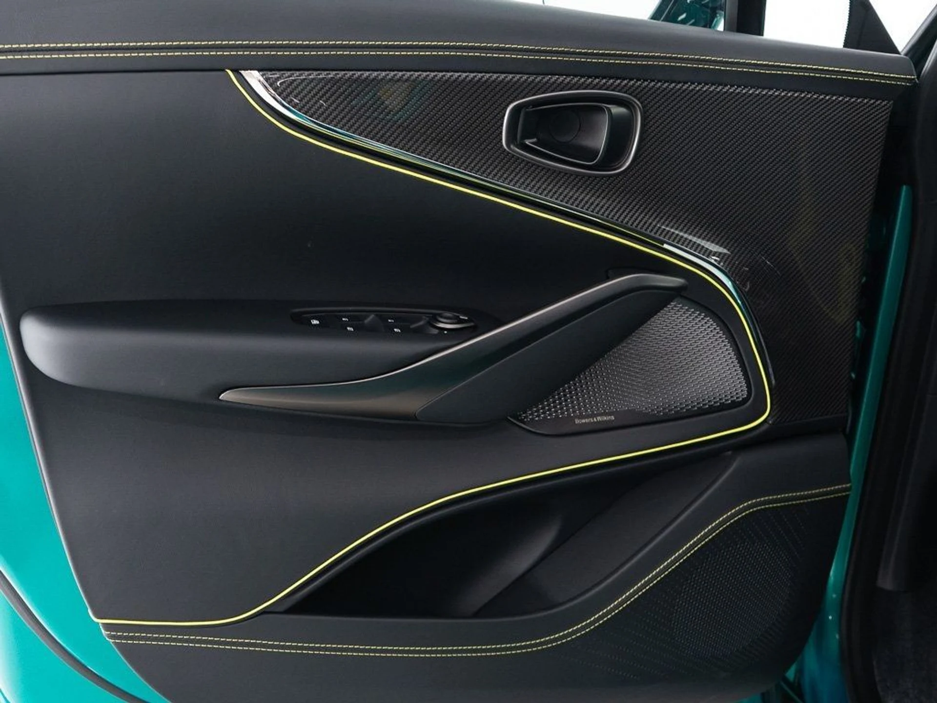 mph010_681400339_36864c2e72f3961e6f3990fb7c911390_a10394d98d