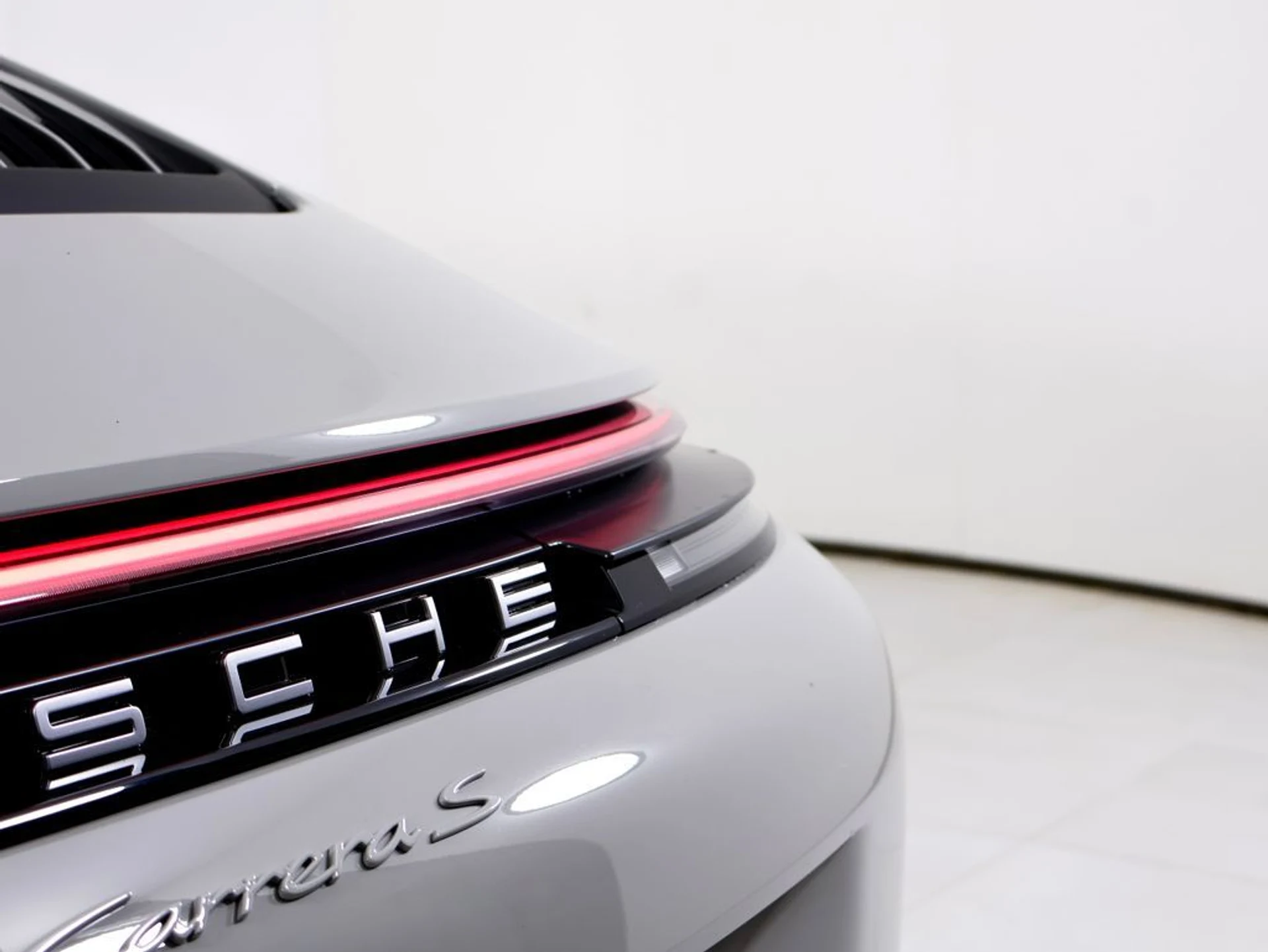 mph010_684616369_e2570142b82c5b7c25ed1c10fc9cee7cx_25857ffa0b