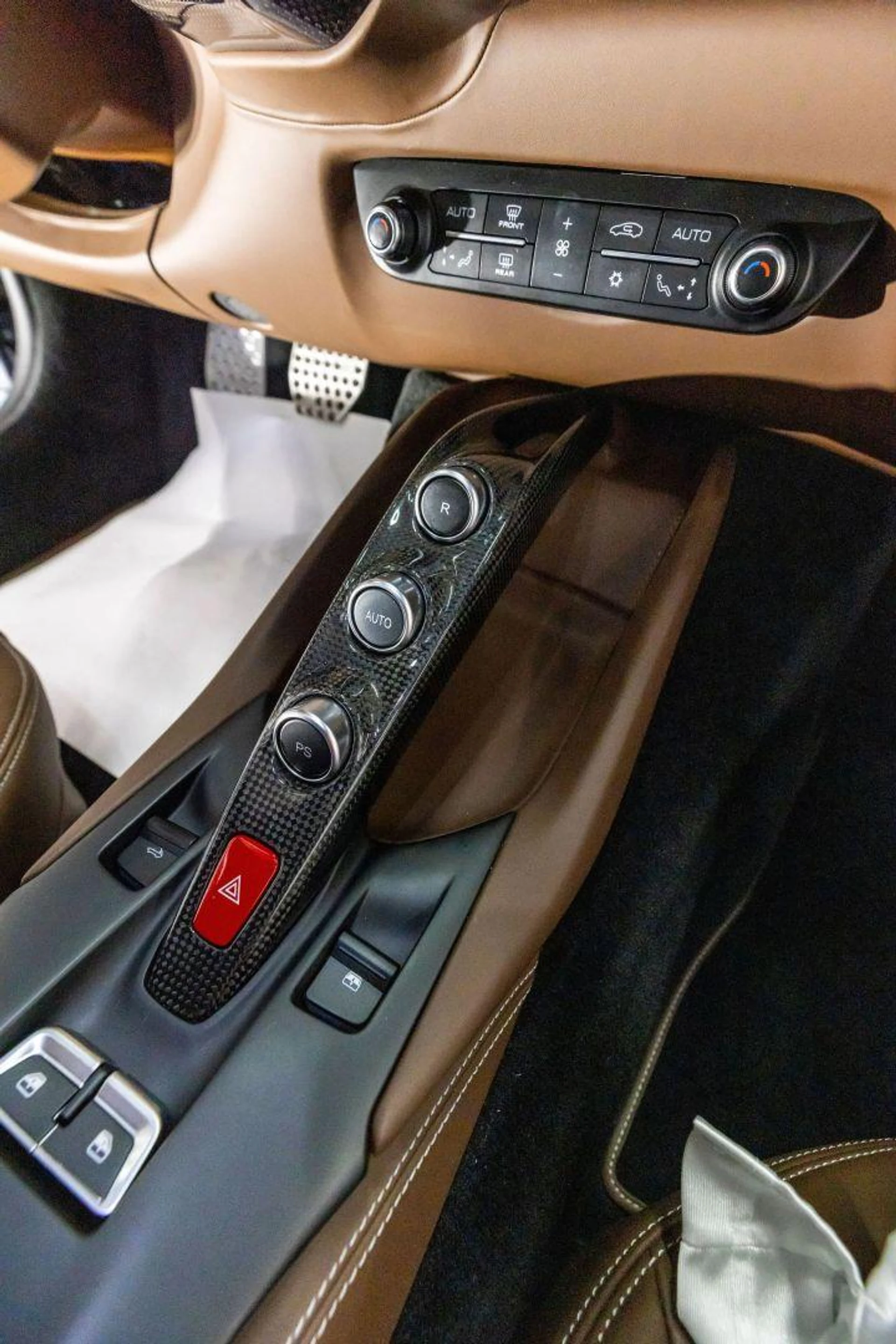 mph010_685540814_Used_2023_Ferrari_812_GTS_Convertible_2_D_1792452562_639e10f480
