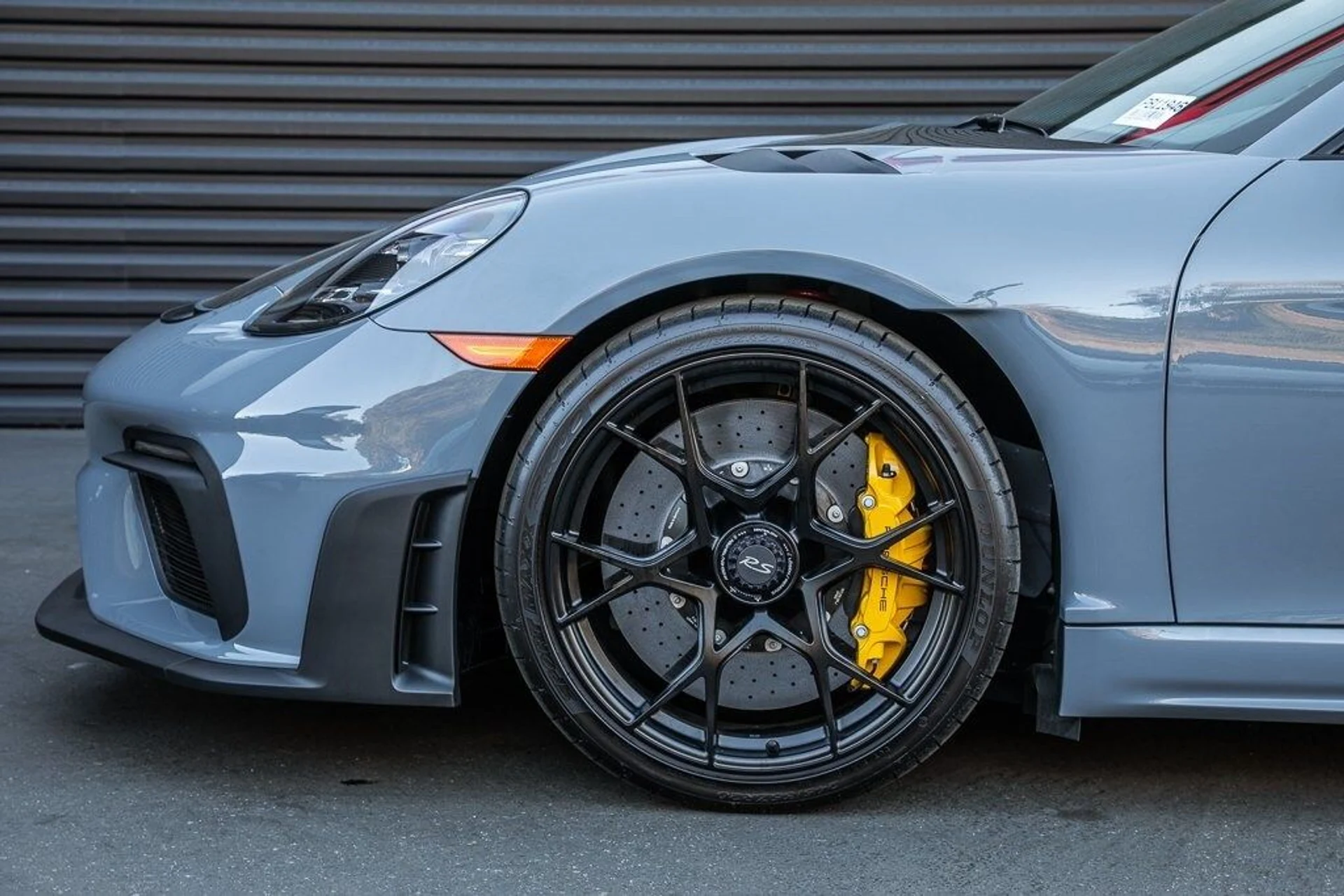 mph010_689182162_5d6556d7568e7406922716d134770afex_19a2533483