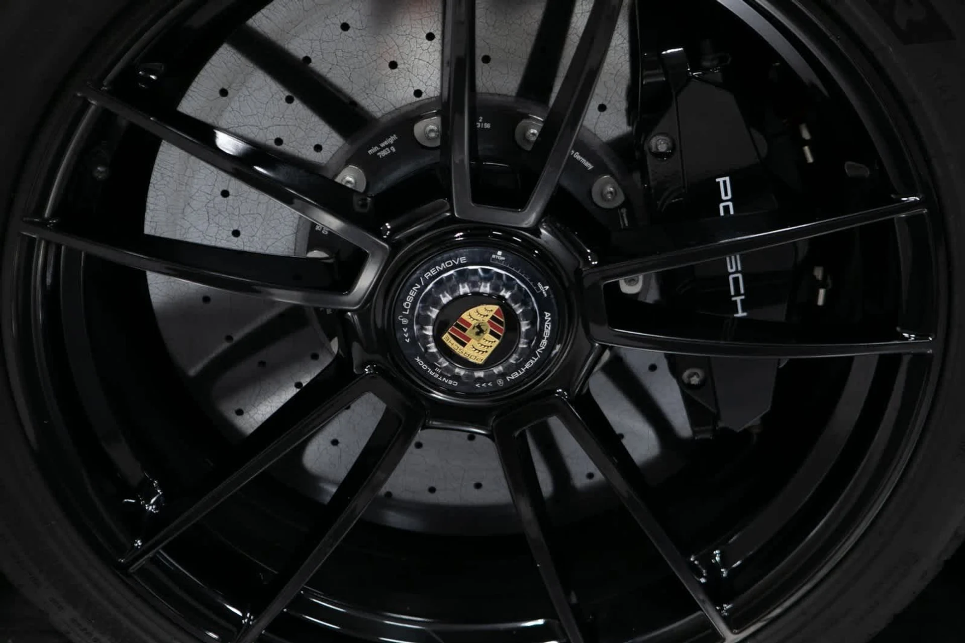 mph010_689224772_f63abe755f01b136299800e72475ce70x_f2b673019c