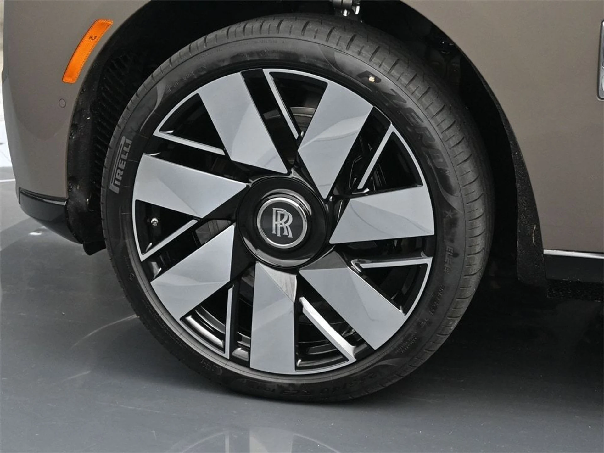 mph010_69014115_ecedc77792bb356e53c962a2b9d53e0ax_1163c15dbc