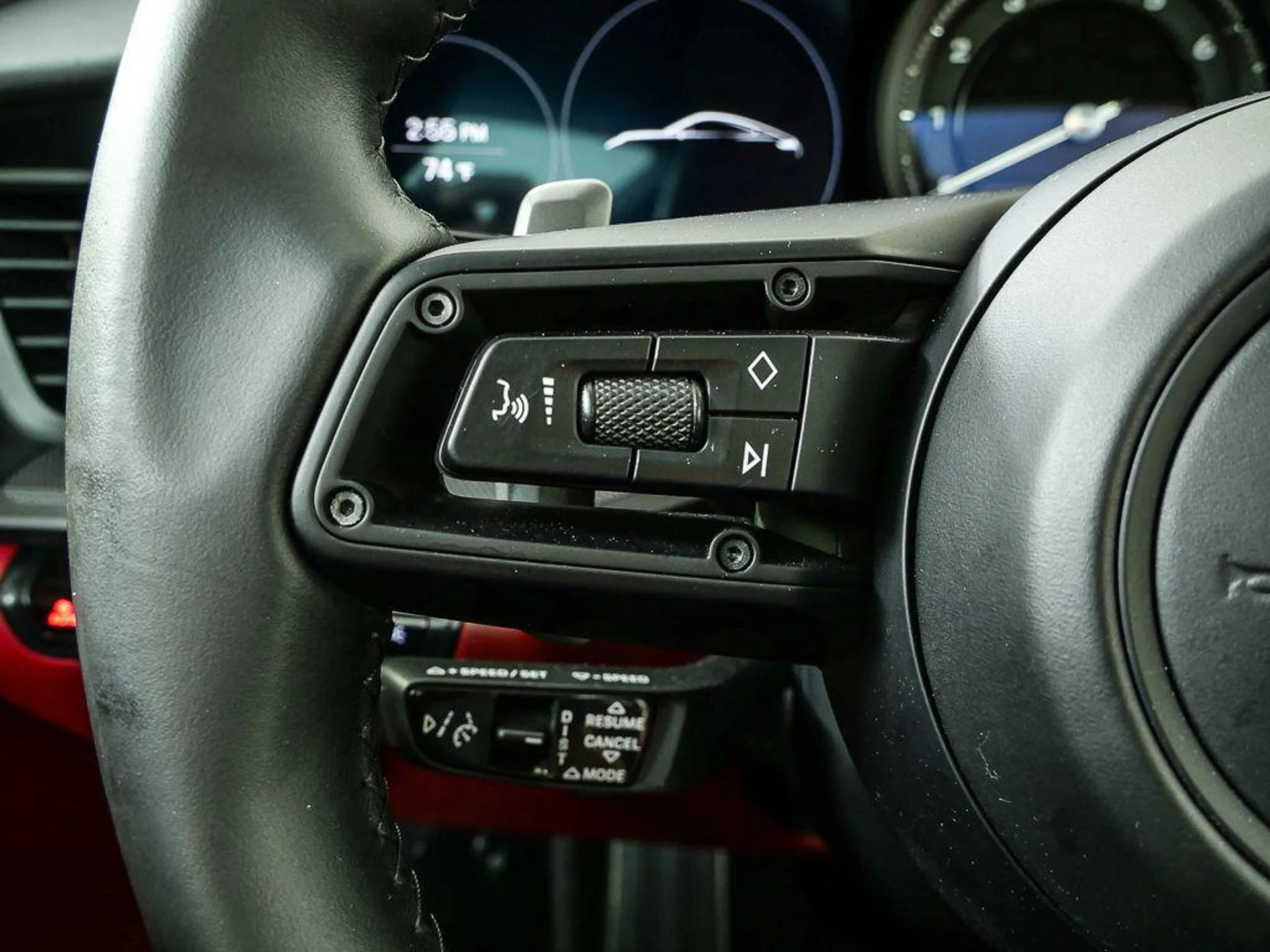 mph010_69406530_U_P_Rz_G3_q_CZA_Em_FT_3_M_Ut_NRAFE_bf3f2ba7b6