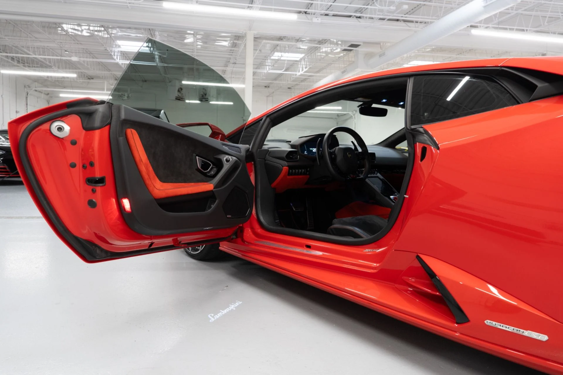 mph010_696000703_Used_2020_Lamborghini_Huracan_EVO_1787867909_57a6f69c78