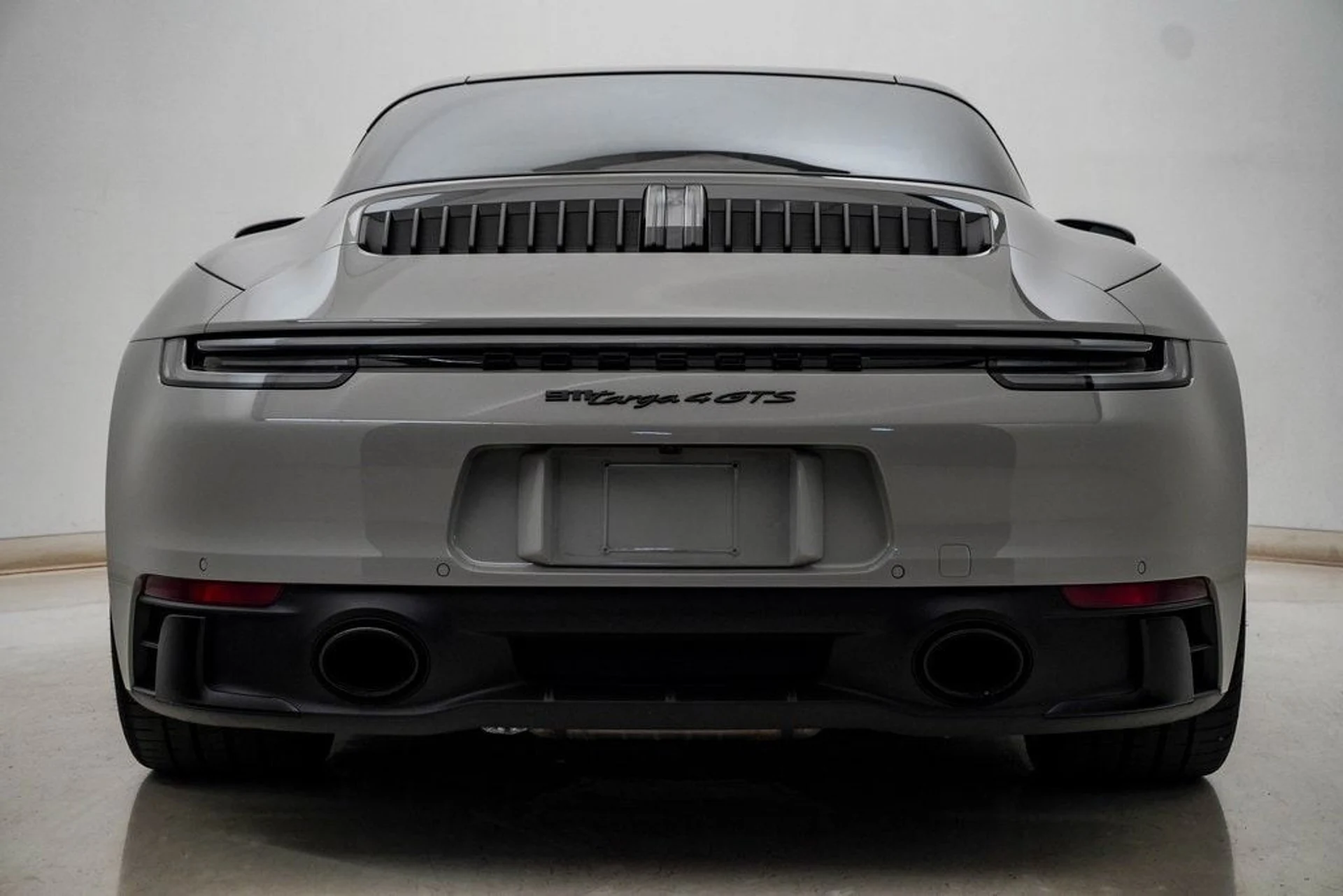 mph010_69877399_3c7eb73d7a3656ccf5b7ca45d6590817x_285adb425e