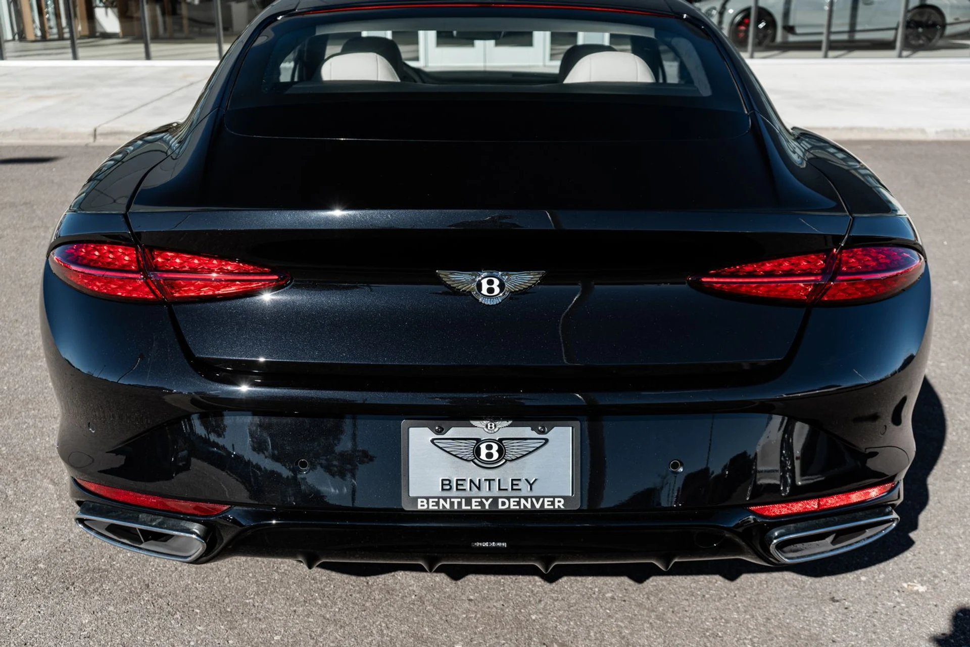 mph010_701976561_cac049ca_ec02_4c79_b1a1_111a235d4f82_00ad13881b