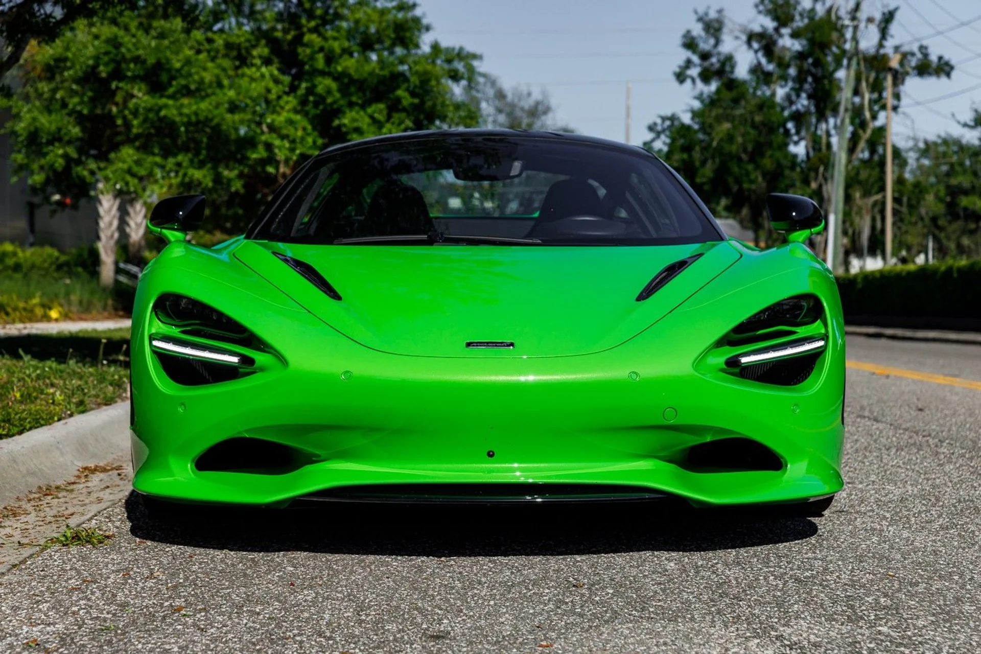 mph010_70411657_668_p11_l_03b1bcef8f