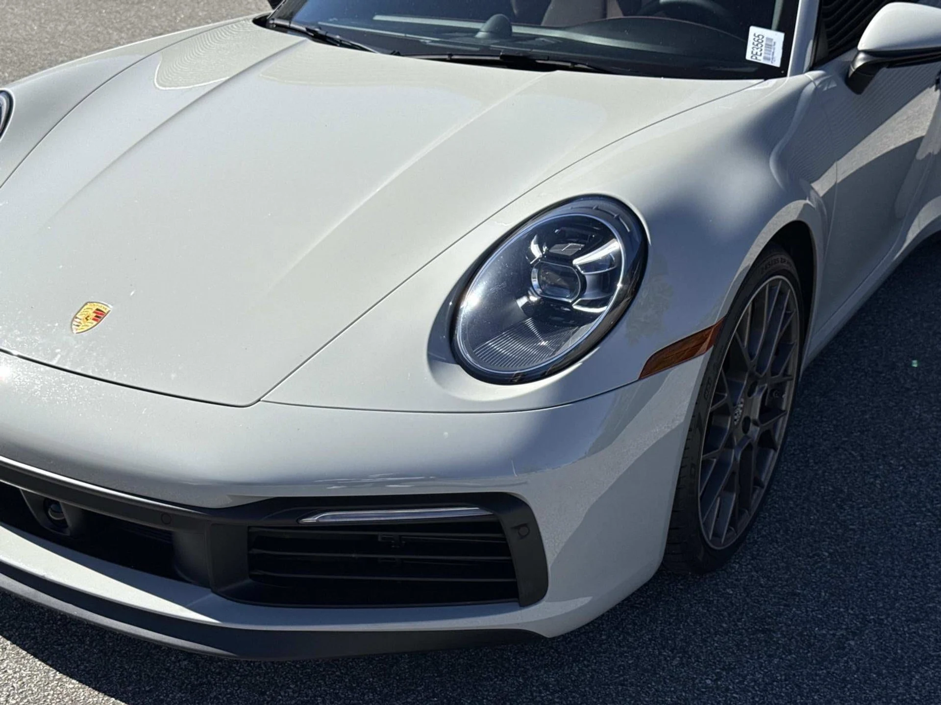 mph010_704835042_b22501377ee38f4e0ee7774bb76be46ax_89eaff00b9