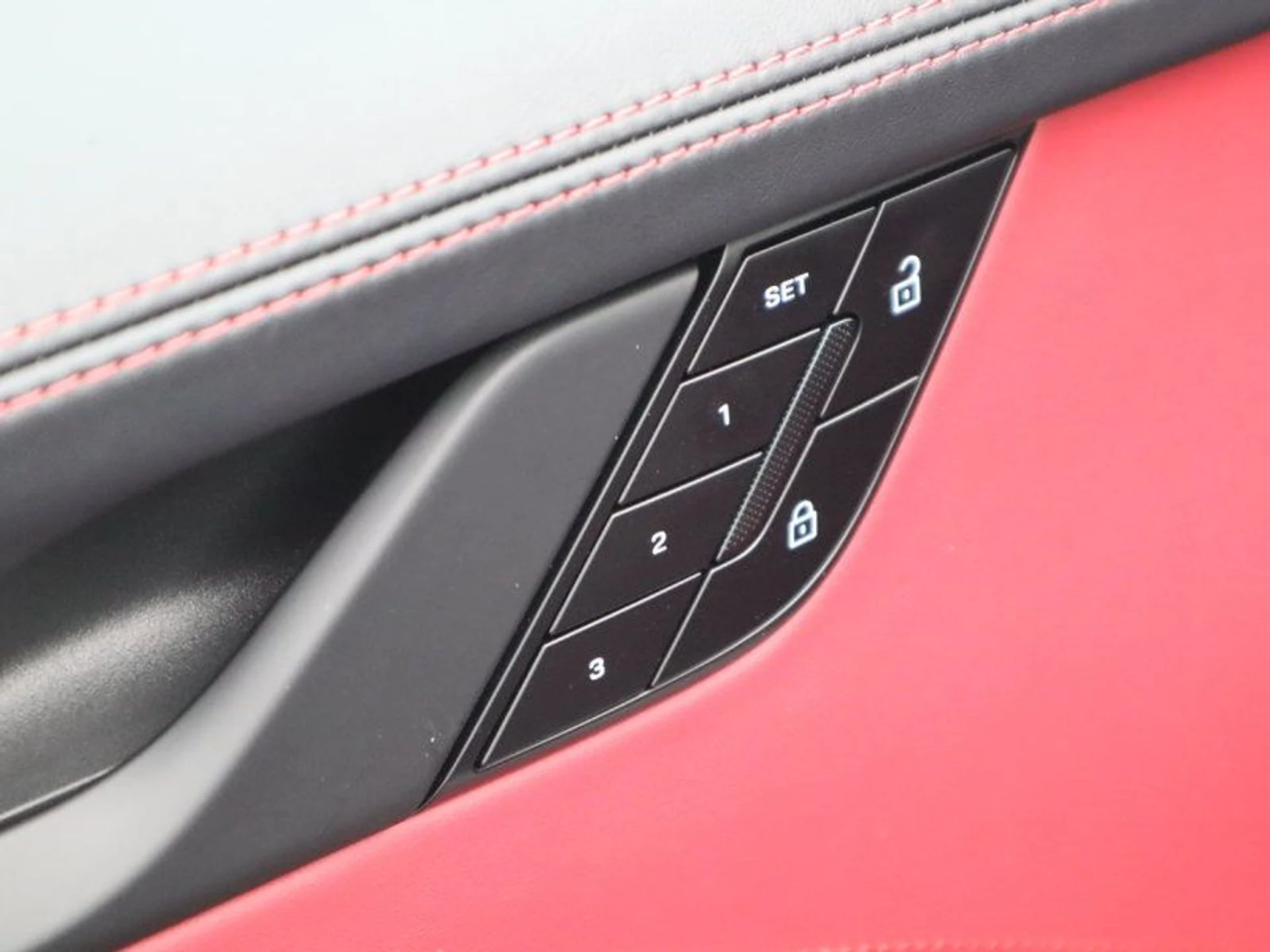 mph010_706309045_37297239_00195_51447a26ace52bb12e7306893e263b2b_88f10e85f3