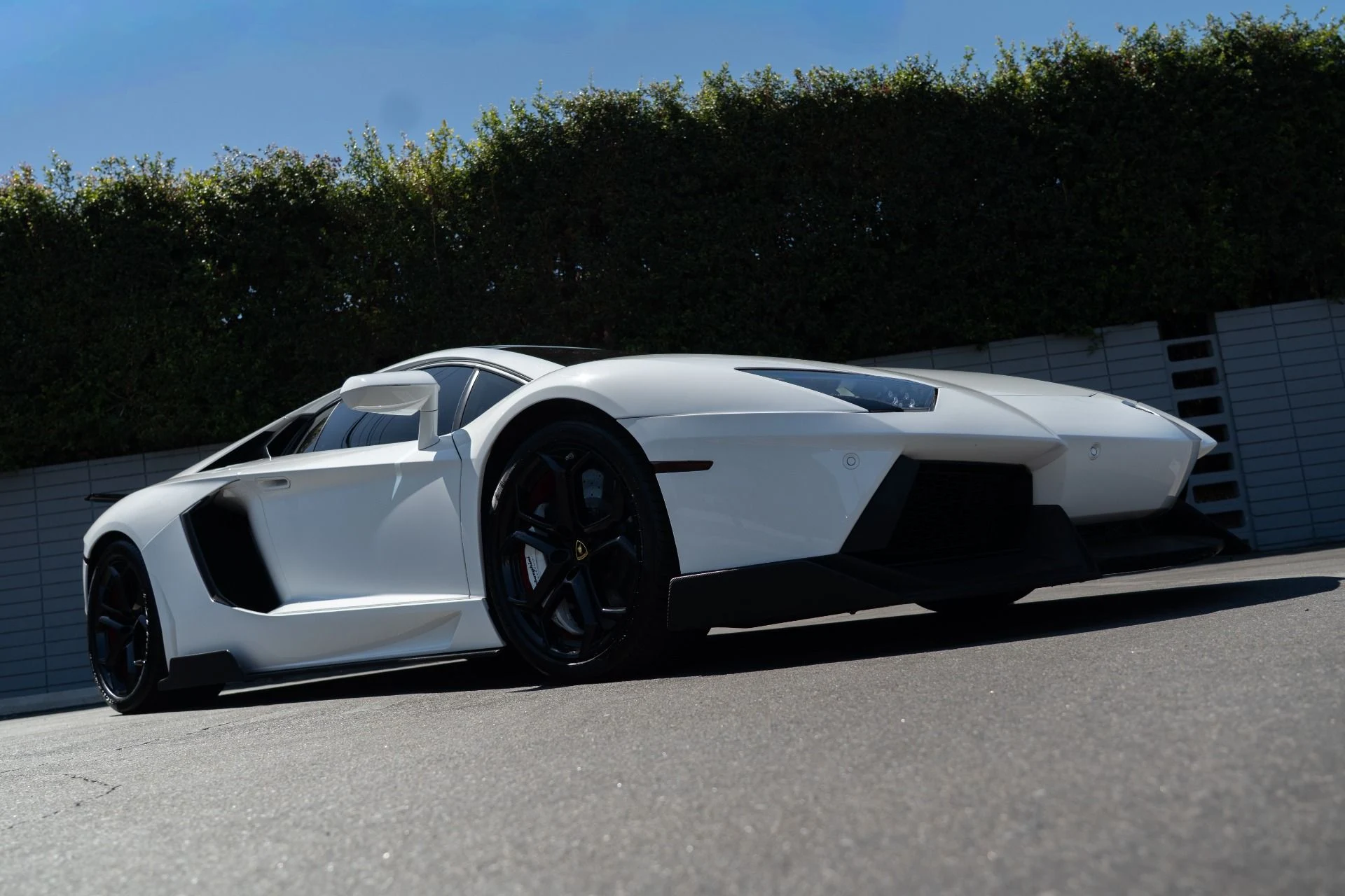 mph010_71813839_Used_2012_Lamborghini_Aventador_LP_700_4_1757453285_e7cee95317