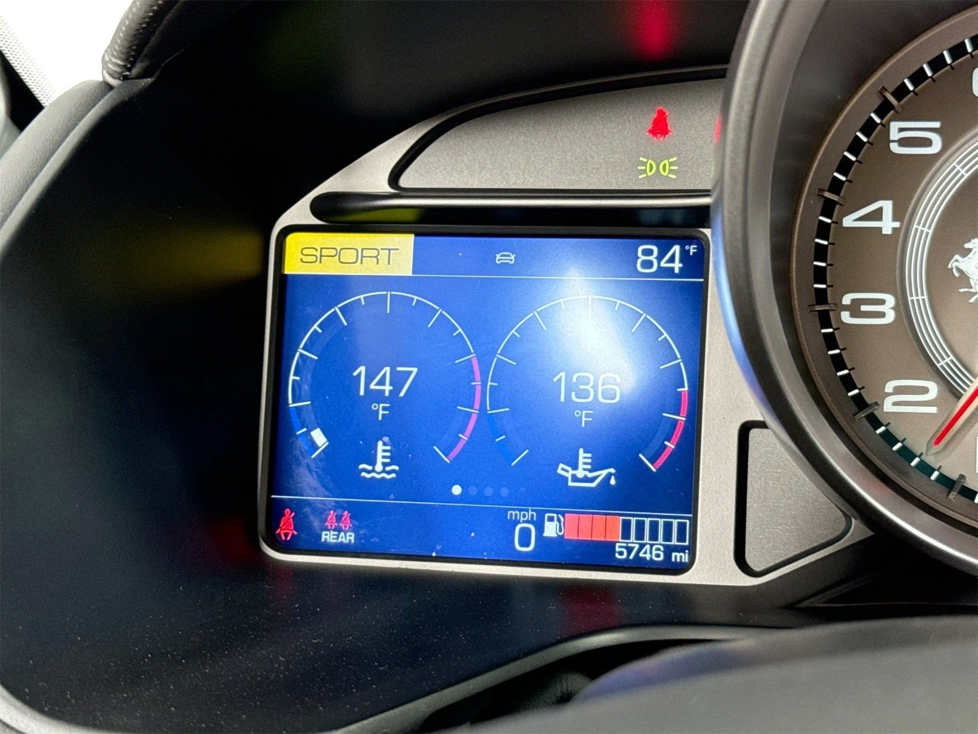 mph010_72215194_d421d4e00237ab57bd01e6be3b7b74c2_1d9852e908