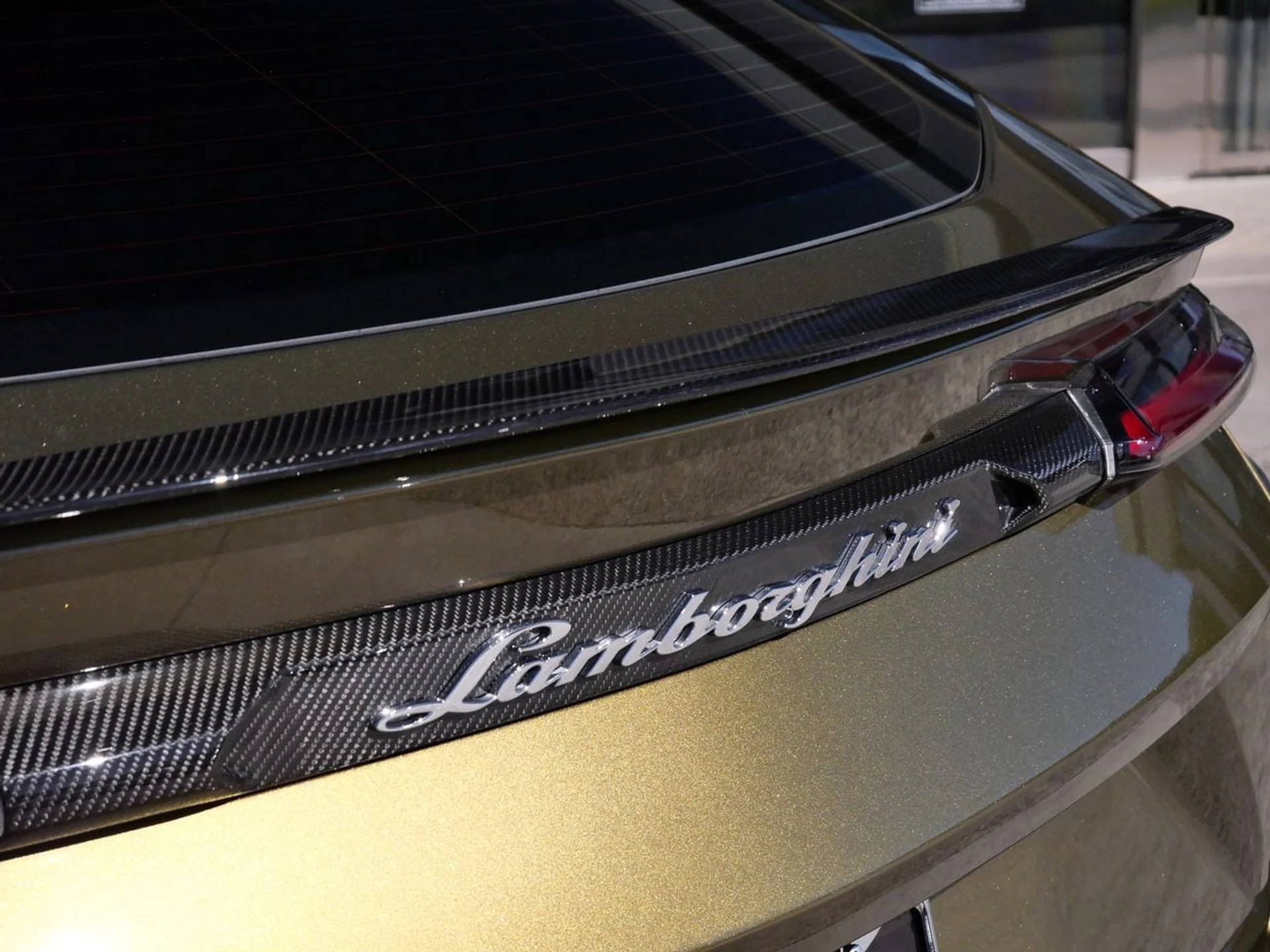 mph010_731541032_02fc8d1d13f7233883d4da6c60ae592ax_65fb236004