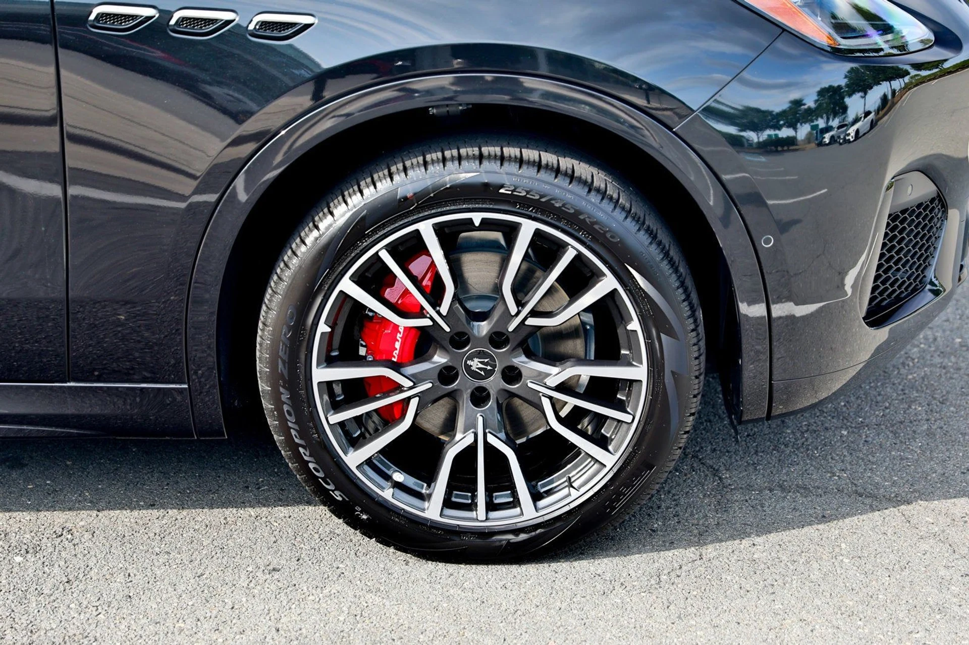 mph010_73517164_6a61ead6f621417aa623fe5fc1f52f67_bb888bef82