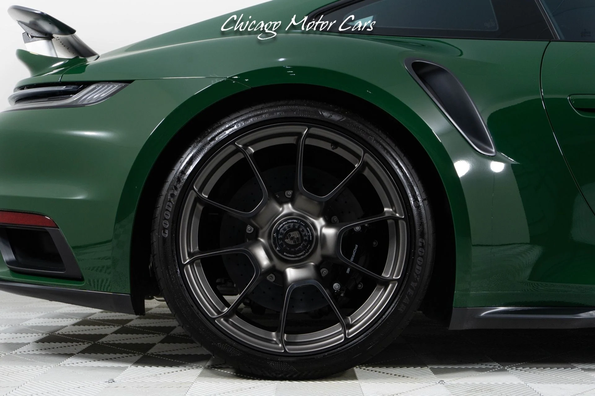 mph010_736467341_13066_p11_l_2296af6b72