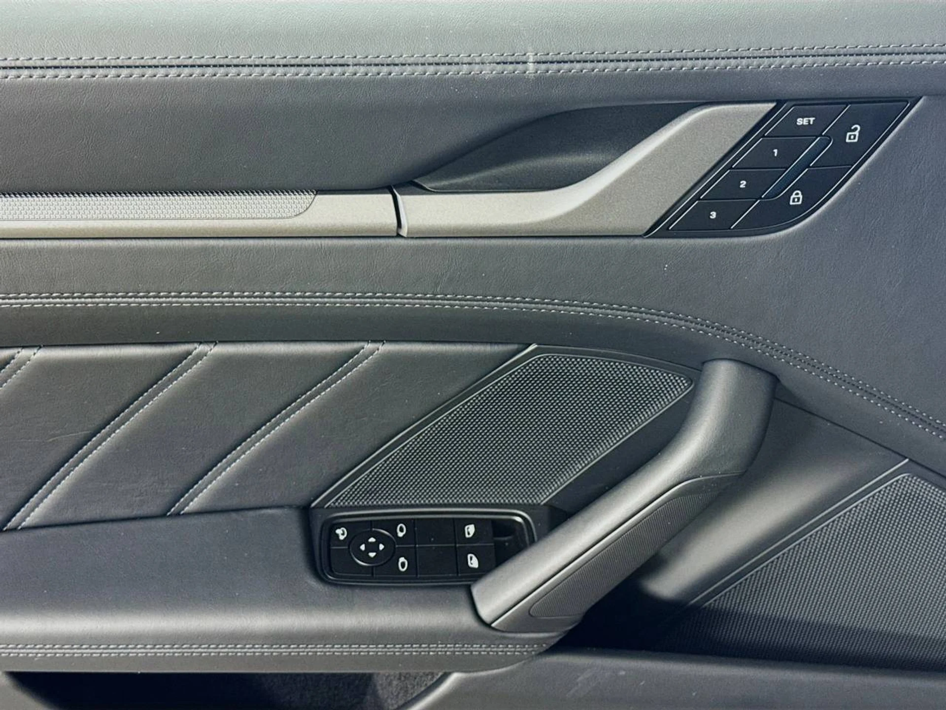 mph010_73766362_72227c8363e1969a02e6183607746264x_87a32a25d2