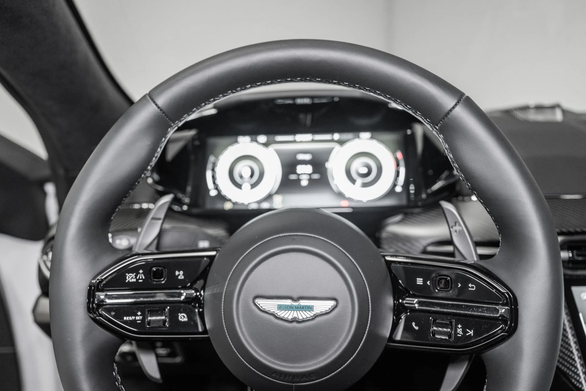 mph010_739977432_New_2026_Aston_Martin_Vantage_S_1784733238_71bf26bc8c