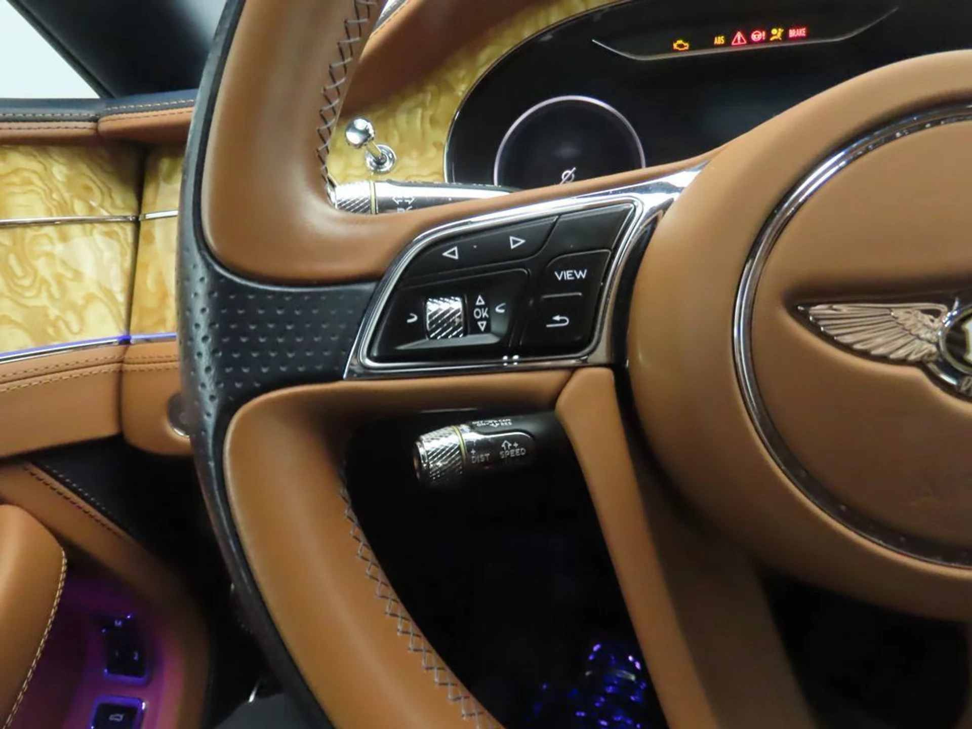 mph010_740806217_used_2020_bentley_continental_gtv8firsteditioncoupe_8119_22954183_11_1024_1af20b8c73