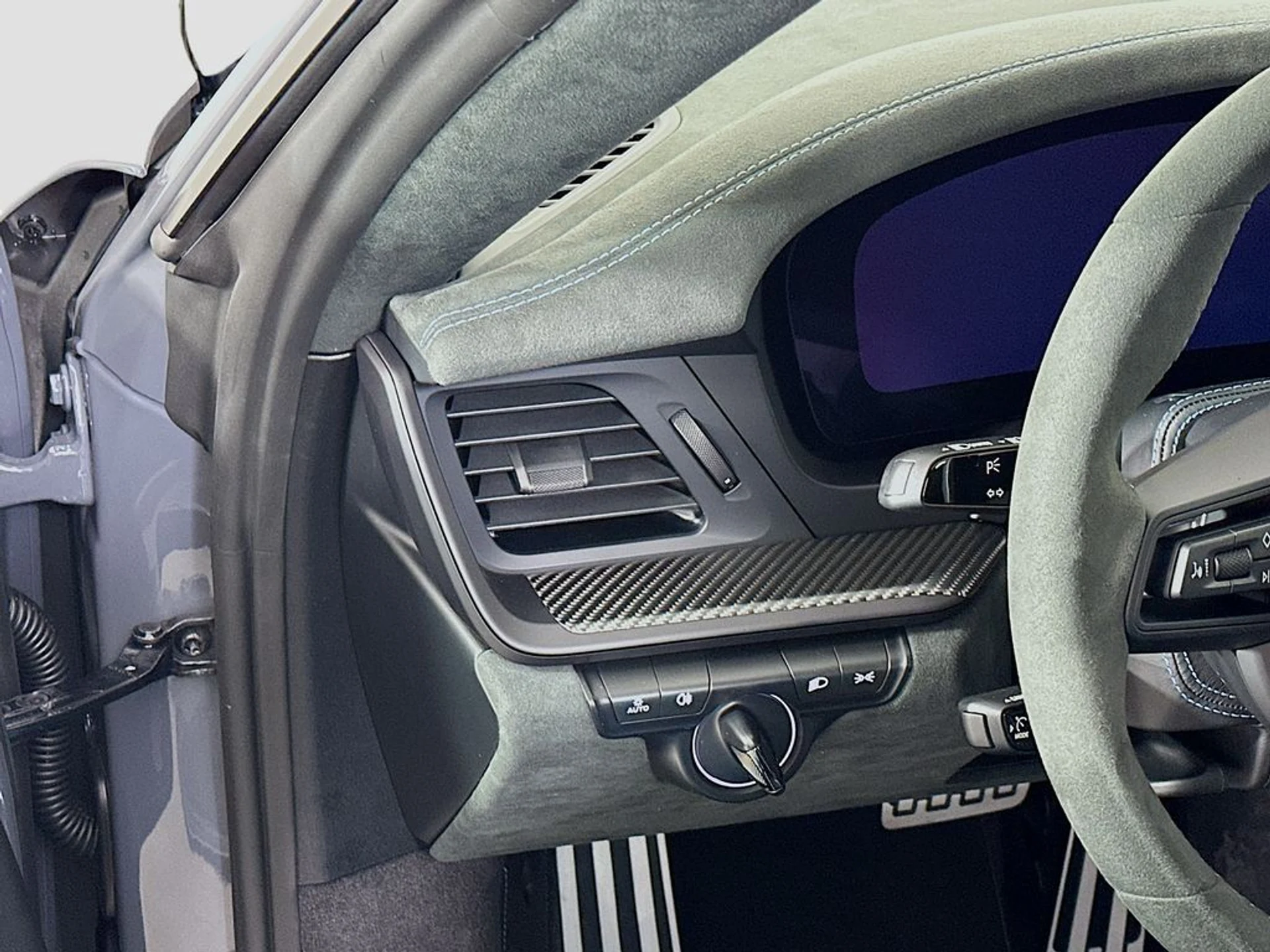 mph010_743940743_f54754725a289a0cc502c7a51f7d78c2x_f1f828591f