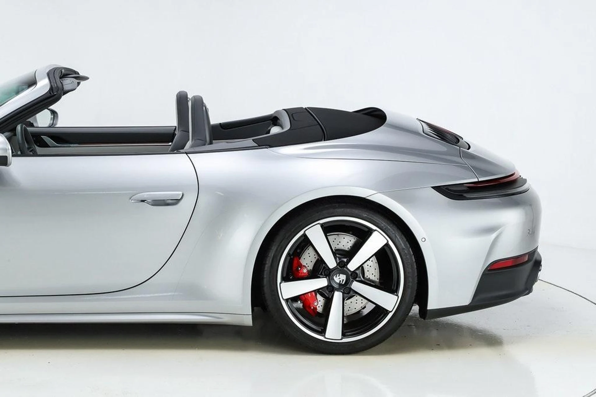 mph010_746689566_n_Qc0_U_A3rl_Ld_B1_Sen_C_Tp_X94_RF_0_A_0f9edb397a