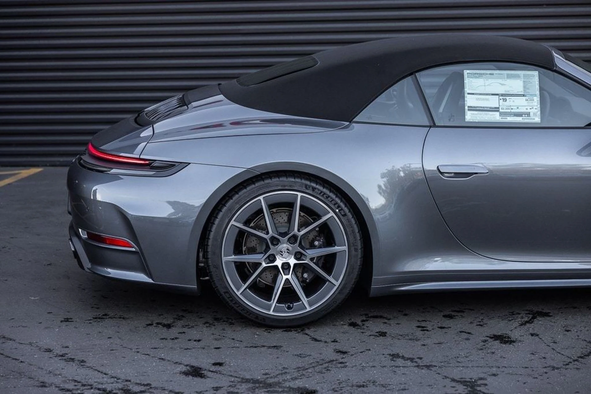 mph010_747298447_f669e282cb91801c0b8b74d8e96c2c17x_7d5b92c666