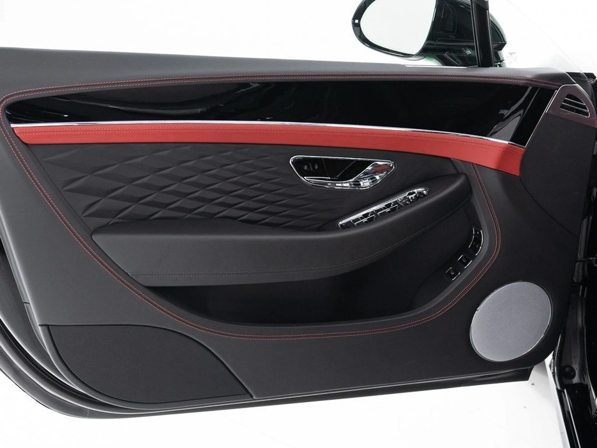 mph010_750981820_8479b880df36fd1a38511eddc72e86b9_e4a743c9f0