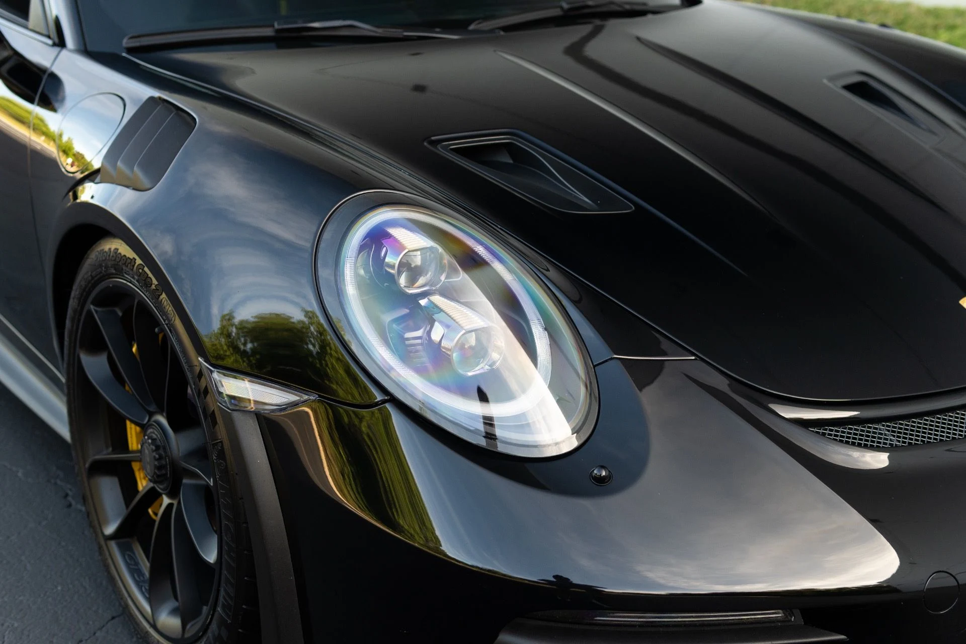 mph010_751446364_Used_2019_Porsche_911_GT_3_RS_1765832694_d18c709ace