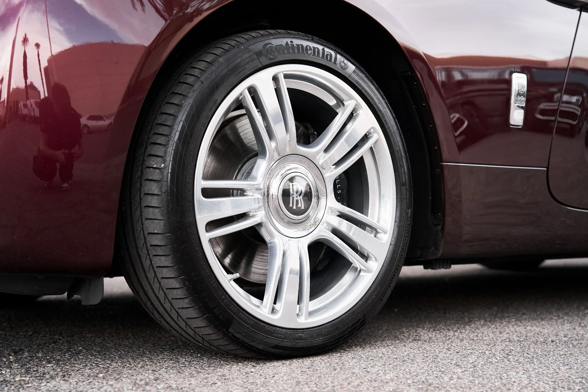 mph010_756415317_Used_2015_Rolls_Royce_Wraith_Base_1757113582_cc67660c87