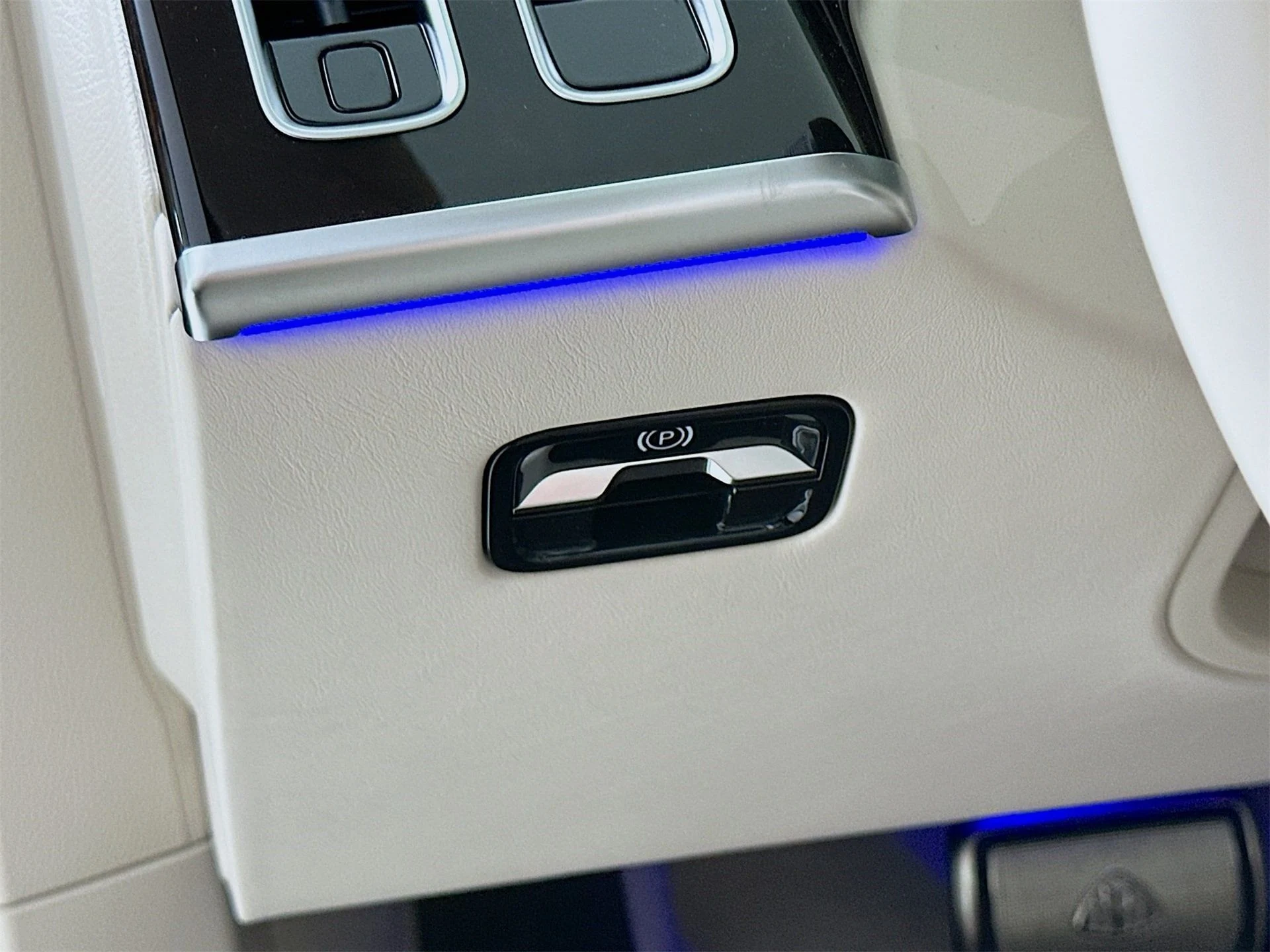 mph010_756498572_dfe0c00f2f81da419fc3db65f518b22cx_f3fac07614